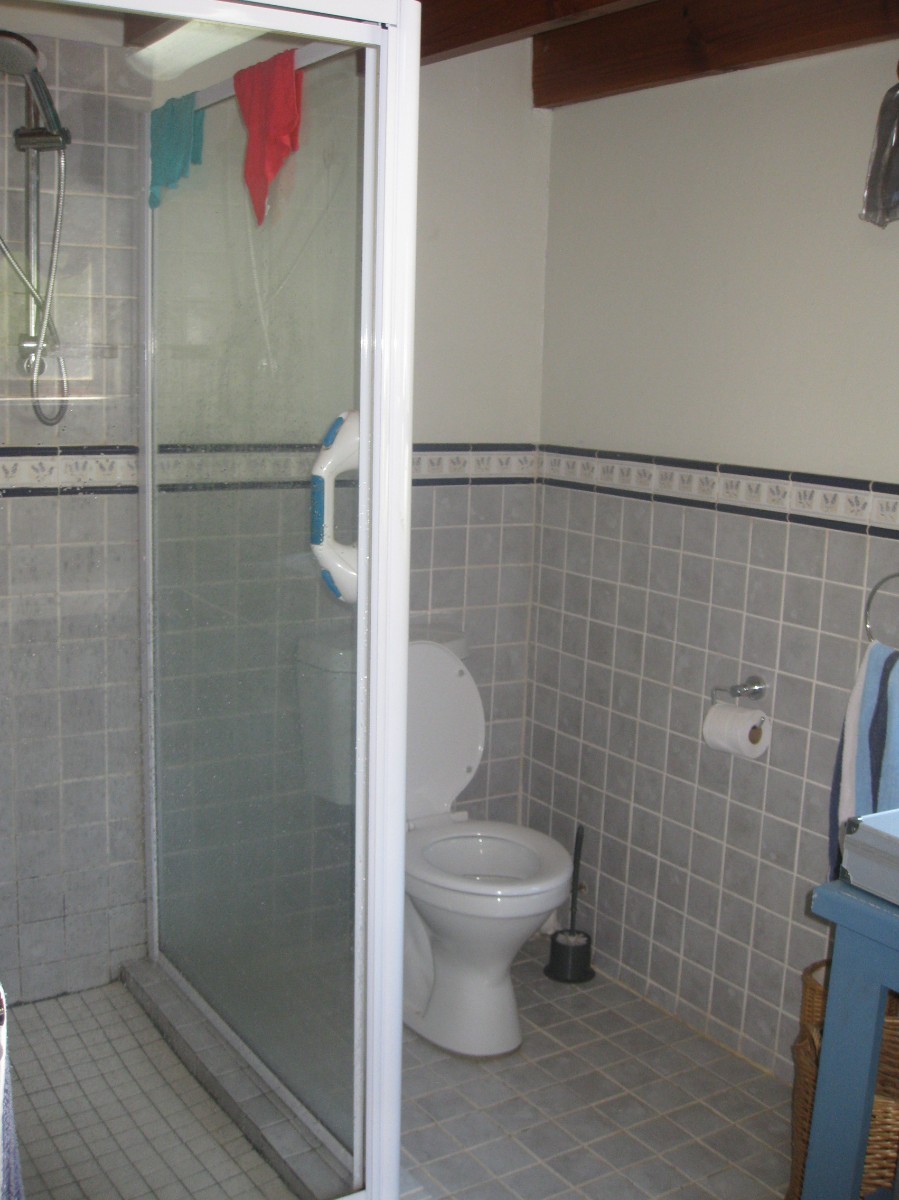 LIFESTYLE PROPERTY FOR SALE - HOGSBACK
