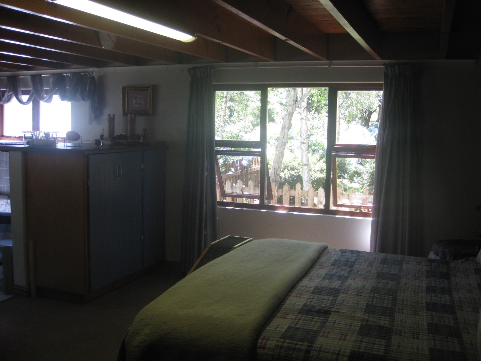LIFESTYLE PROPERTY FOR SALE - HOGSBACK
