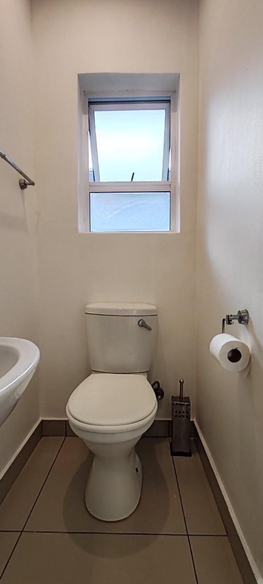 Elegant Studio Apartment in Bergvliet Vistas