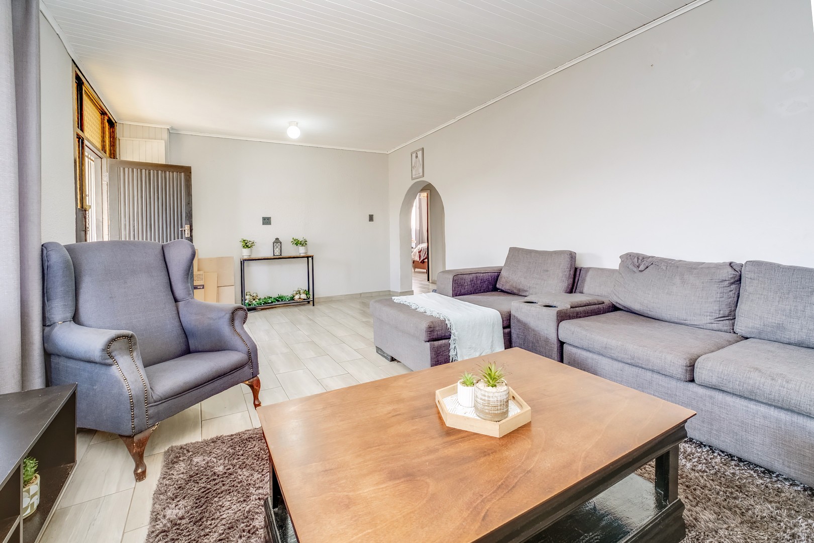 Three Bedroom Home With Two Bedroom Flatlet For Sale