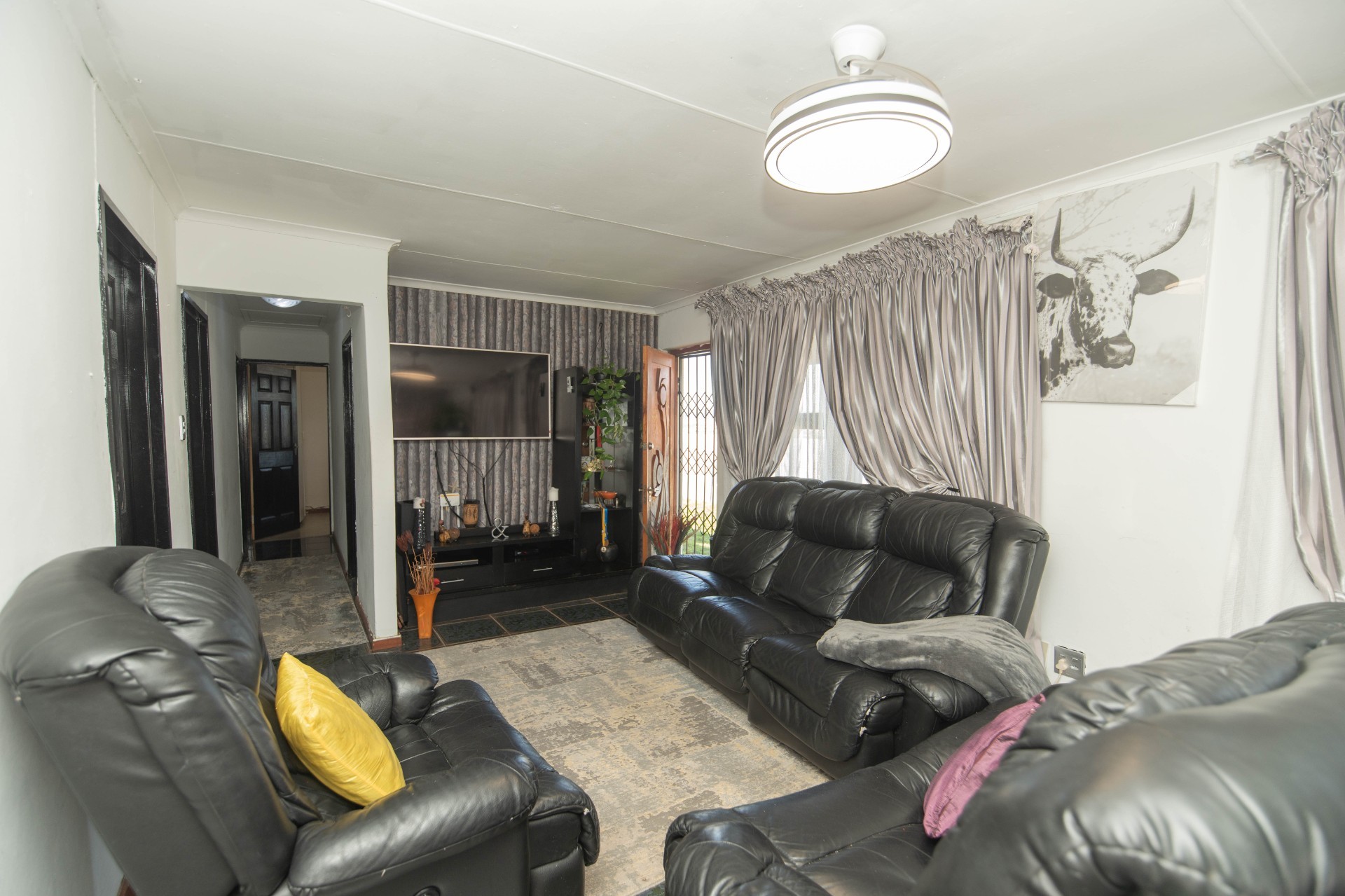 House For Sale in Port Elizabeth at KwaDwesi, Port Elizabeth