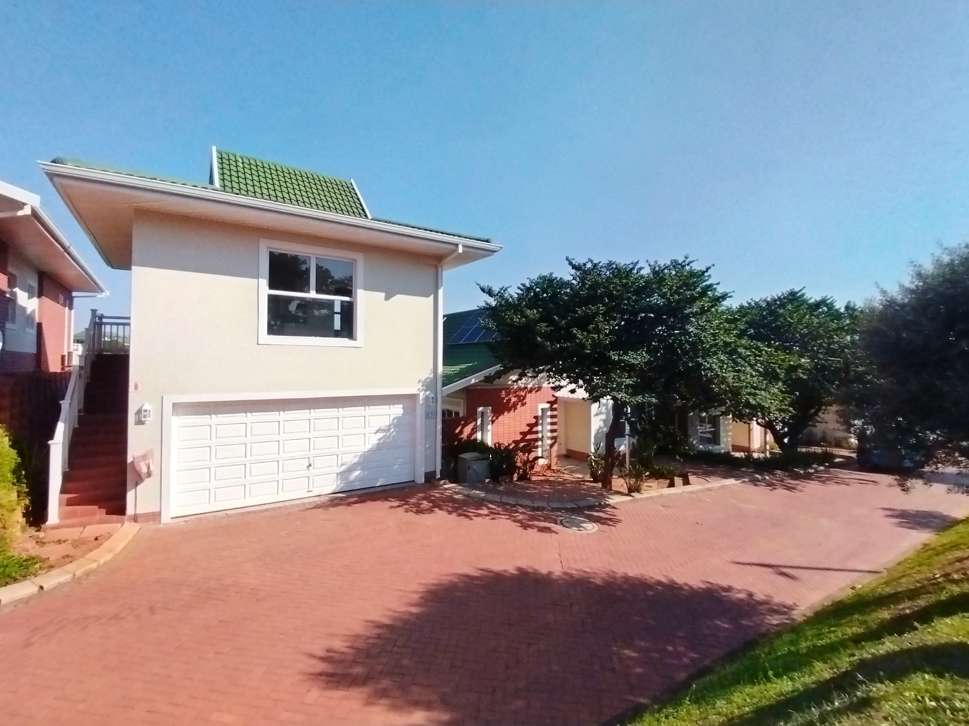 3 Bedroom Freestanding House with Flatlet for Sale in Kindlewood Estate Mount Edgecombe