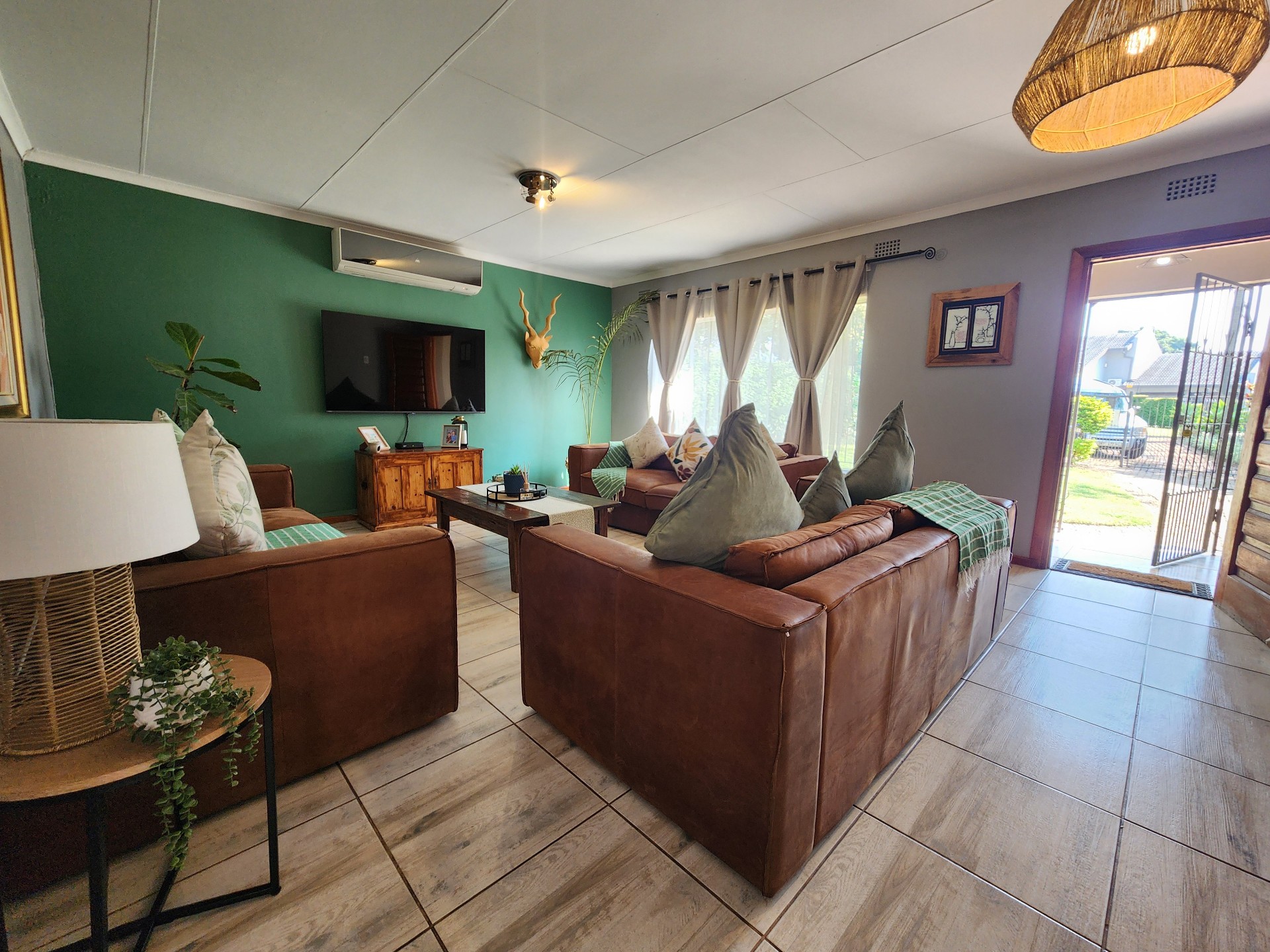 Modern Family Living in Prestigious Arbor Park, Tzaneen