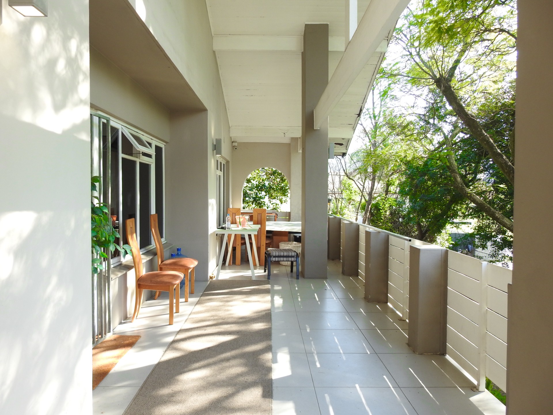 6 bedroom Gem For Sale in Denneburg, Paarl