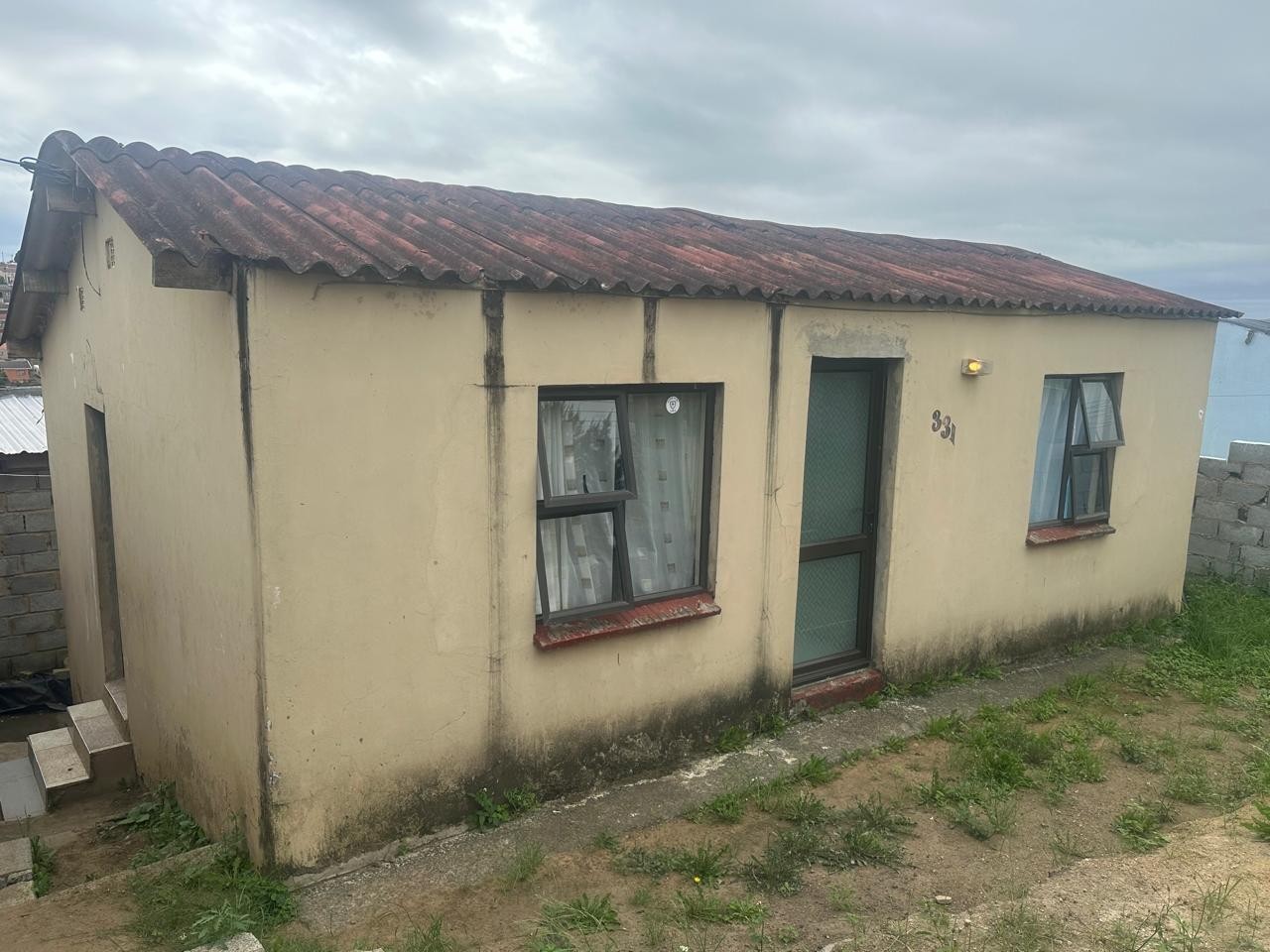House For Sale in Mdantsane, East London