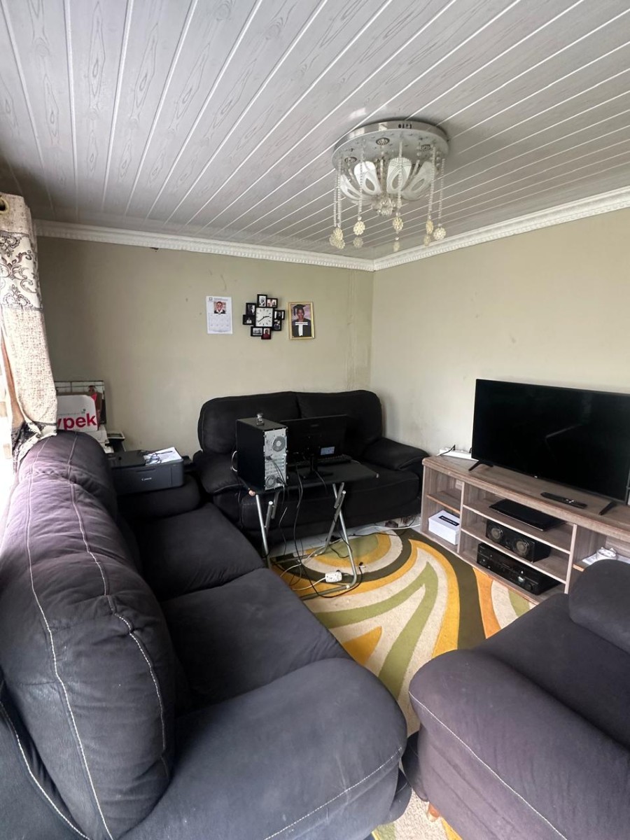 House For Sale in Mdantsane, East London