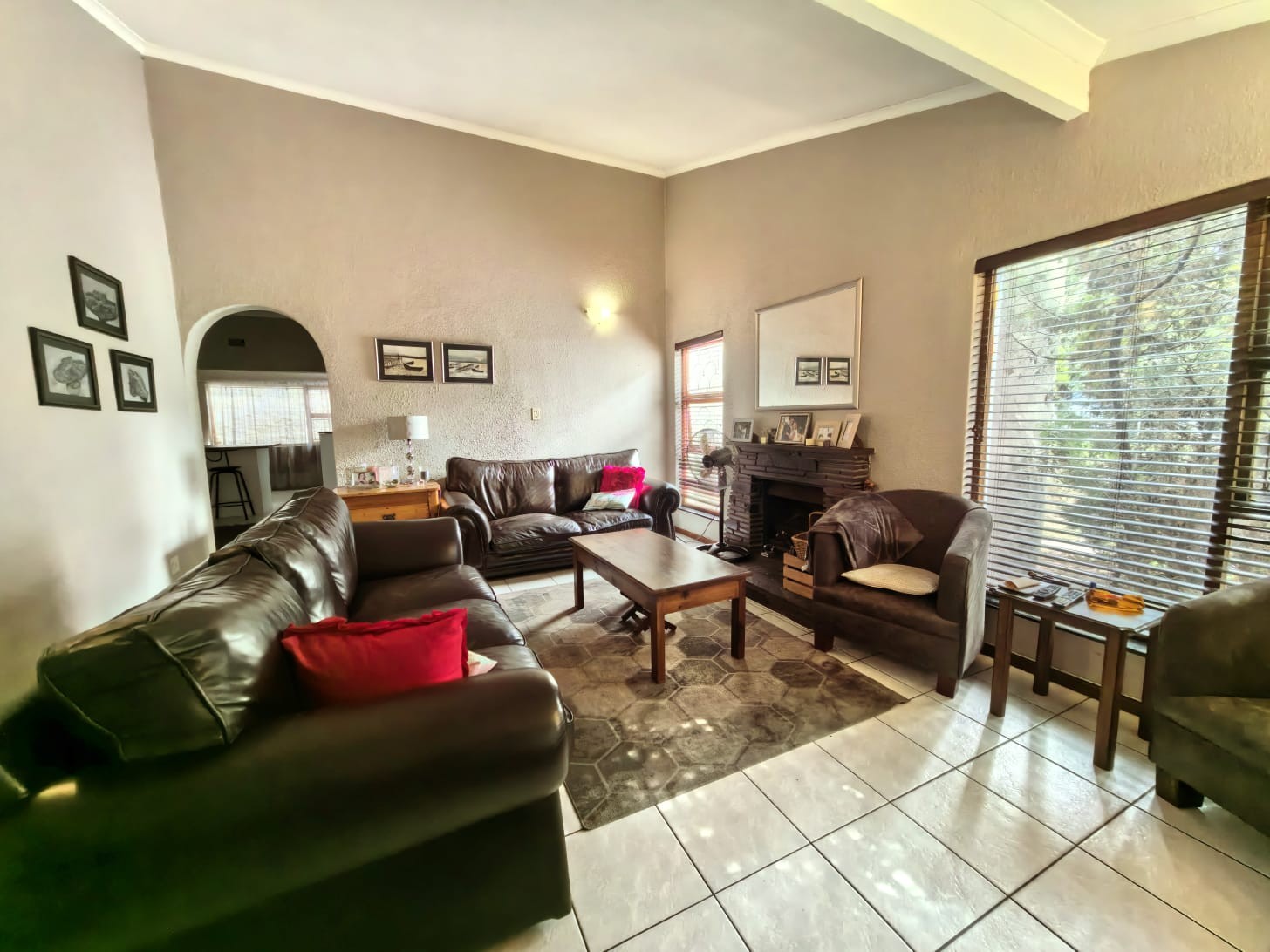 Your Perfect Hoheizen Family Home - Space, Comfort and Entertaining