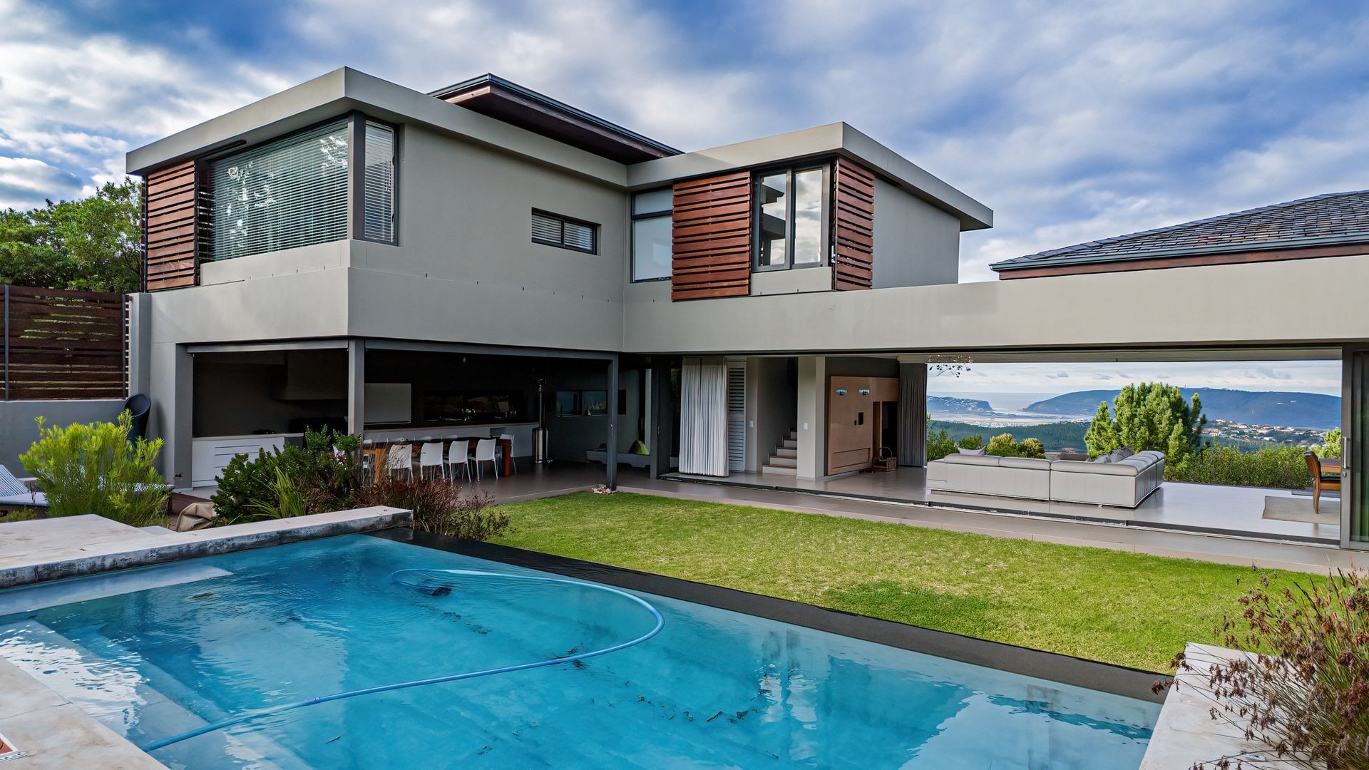An Exceptional Contemporary Home in Prestigious Simola