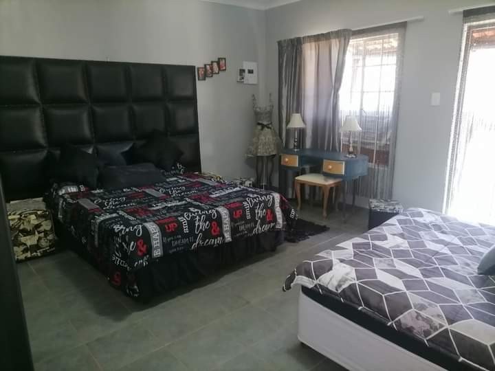3 Bedroom House For Sale in Deneysville