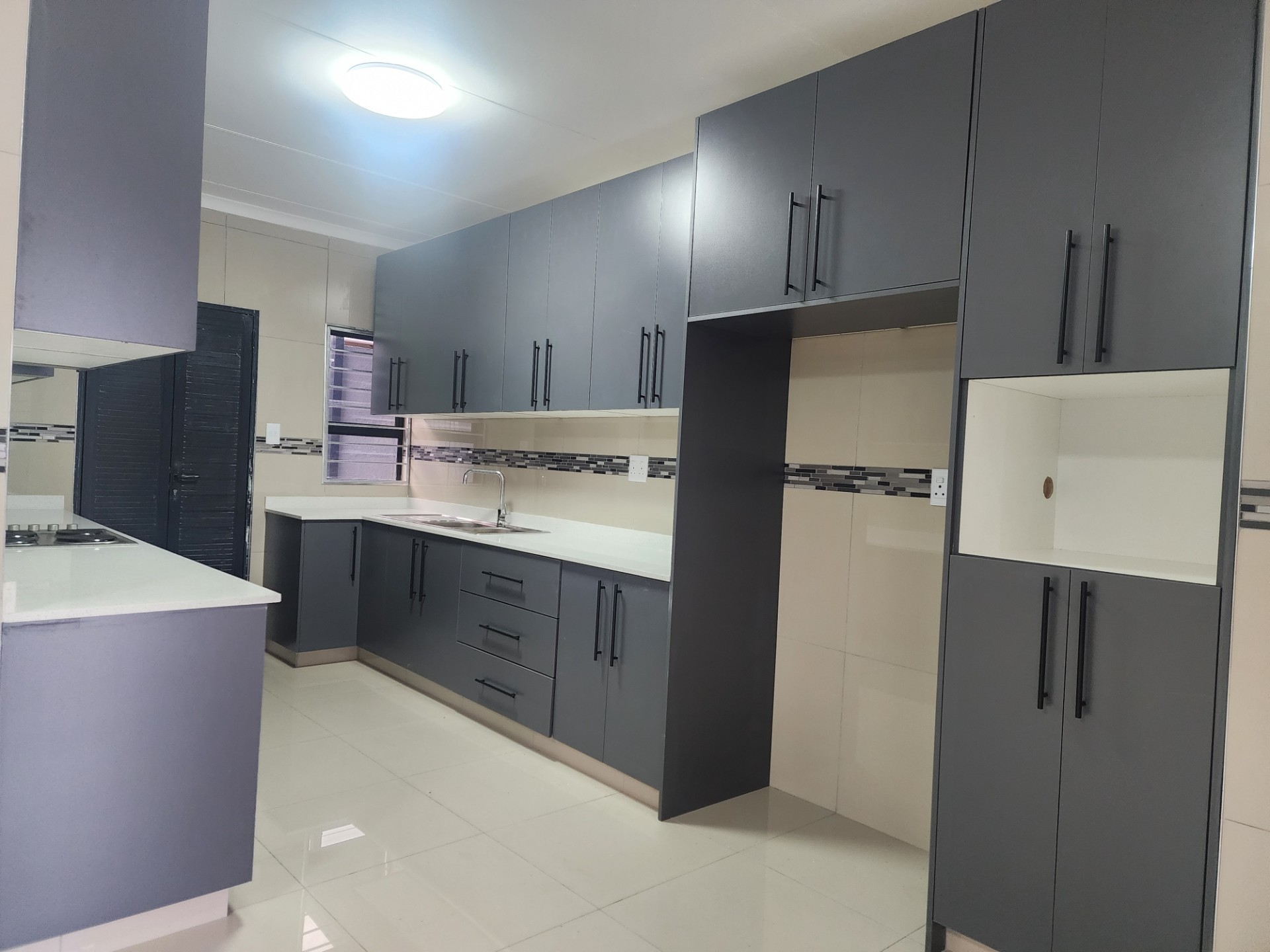 Modern 3 bedroom house with a standalone 3 bedroom outbuilding for Sale.