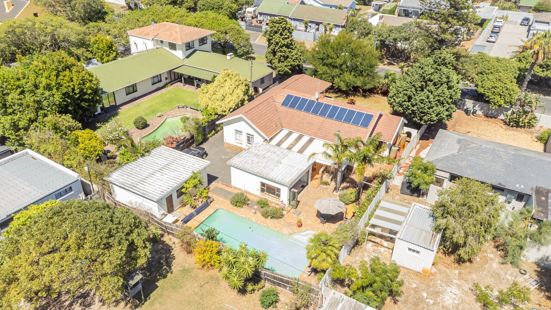 Spacious 4-Bedroom Unfurnished Family Home with Off-Grid Solar System