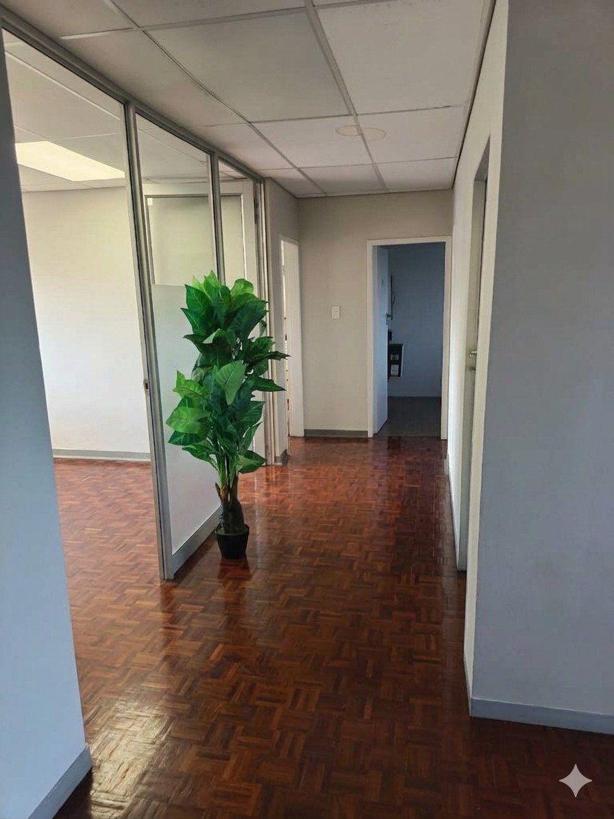 Commercial Property To Rent in Blairgowrie, Randburg, 61 Hillcrest Avenue, Blairgowrie, Oerder Park