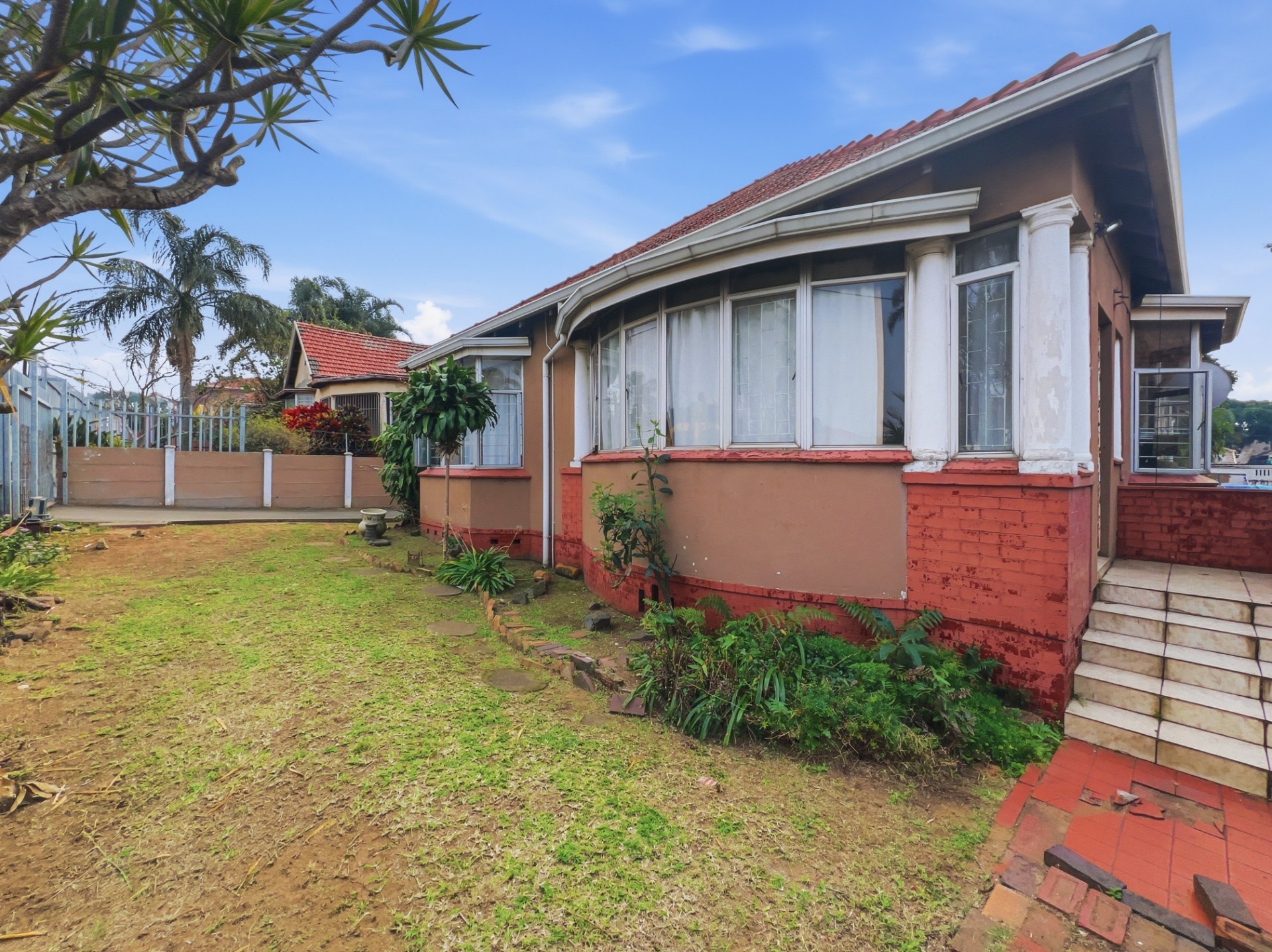 5-bed, 3.5 Bath House For Sale in Umbilo, Durban. Great Investment Property