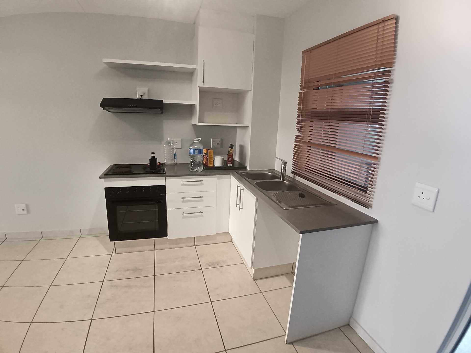 1 Bedroom Apartment For Sale in Ballito Central