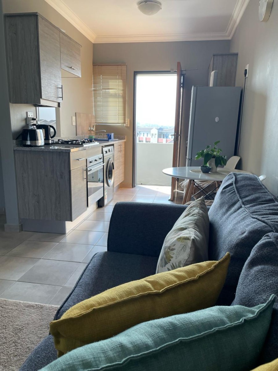 2 Bedroom ,1 Bathroom Apartment for sale in Noordwyk