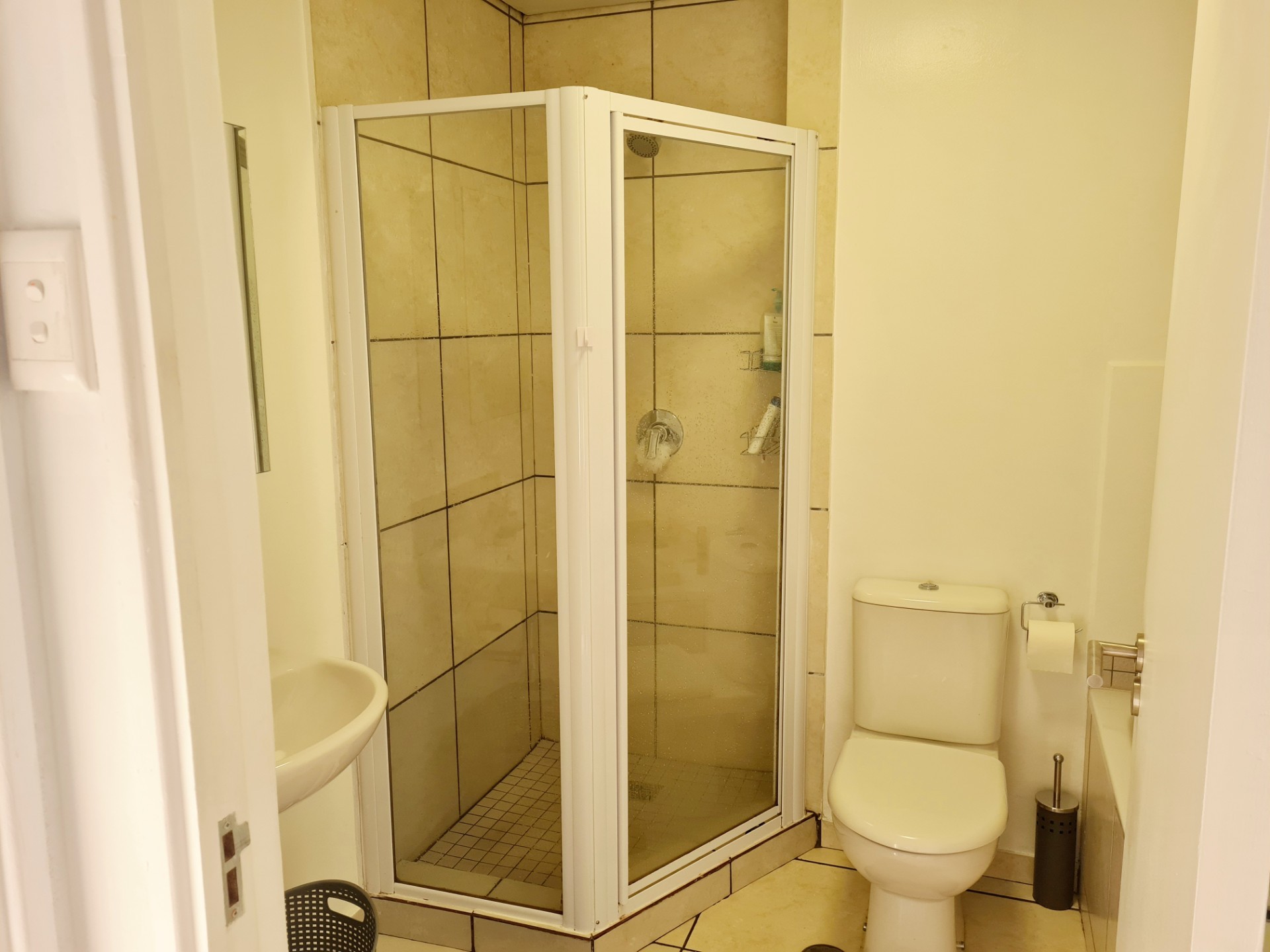 2 Bed Apartment For Sale in Ballito Central with sunset views