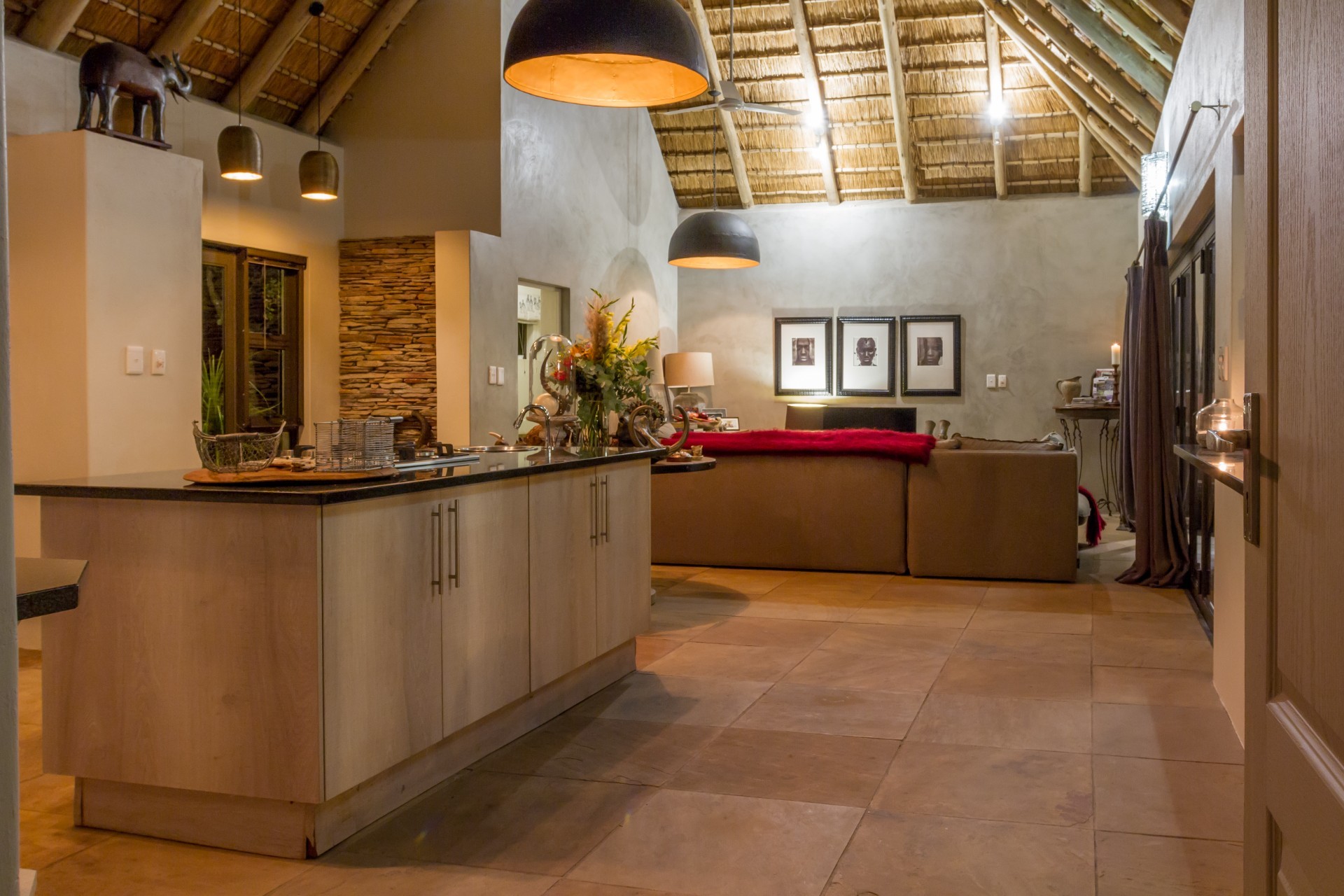 Furnished Lodge-style home to rent in Wildlife Estate