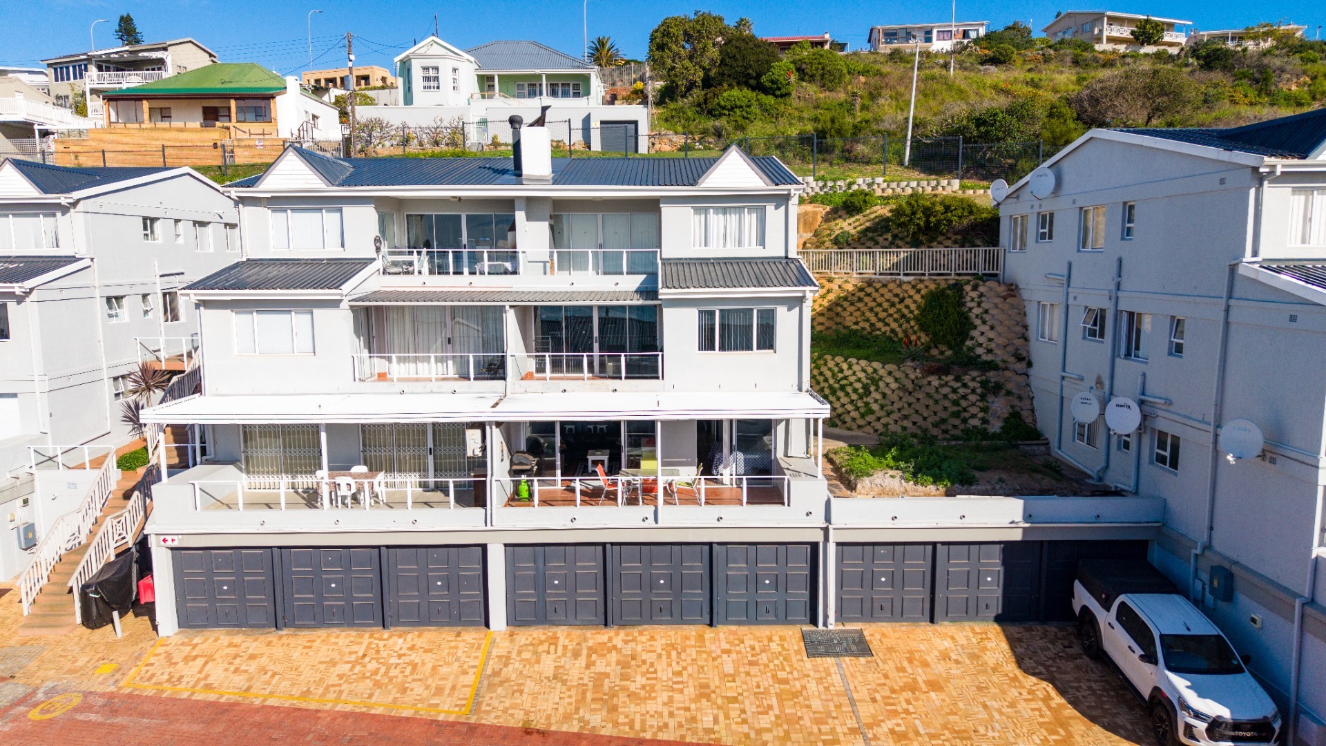Convenient, Low-Maintenance Coastal Living