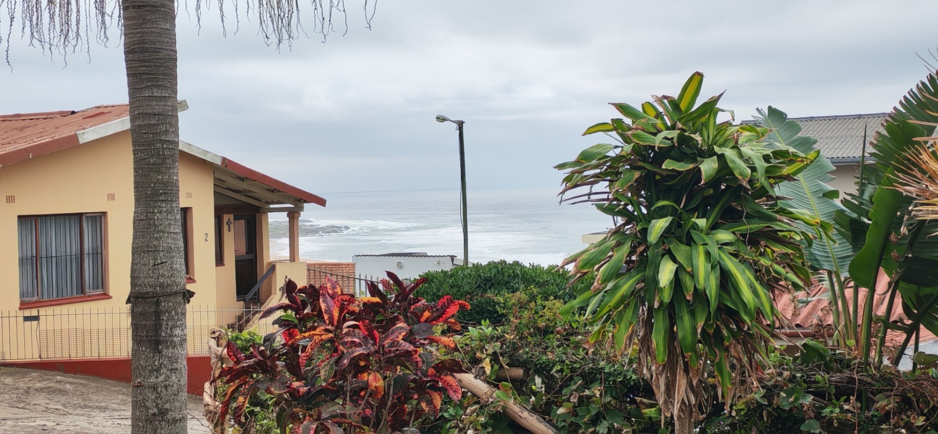 2 bedroom Fixer Upper Townhouse For Sale in Margate, KwaZulu Natal