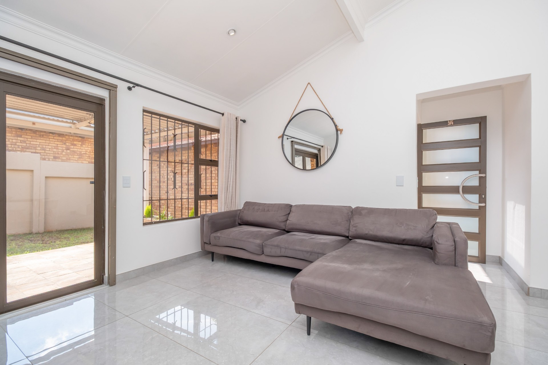 Immaculate Renovated Townhouse in Secure Magaliesig, Sandton