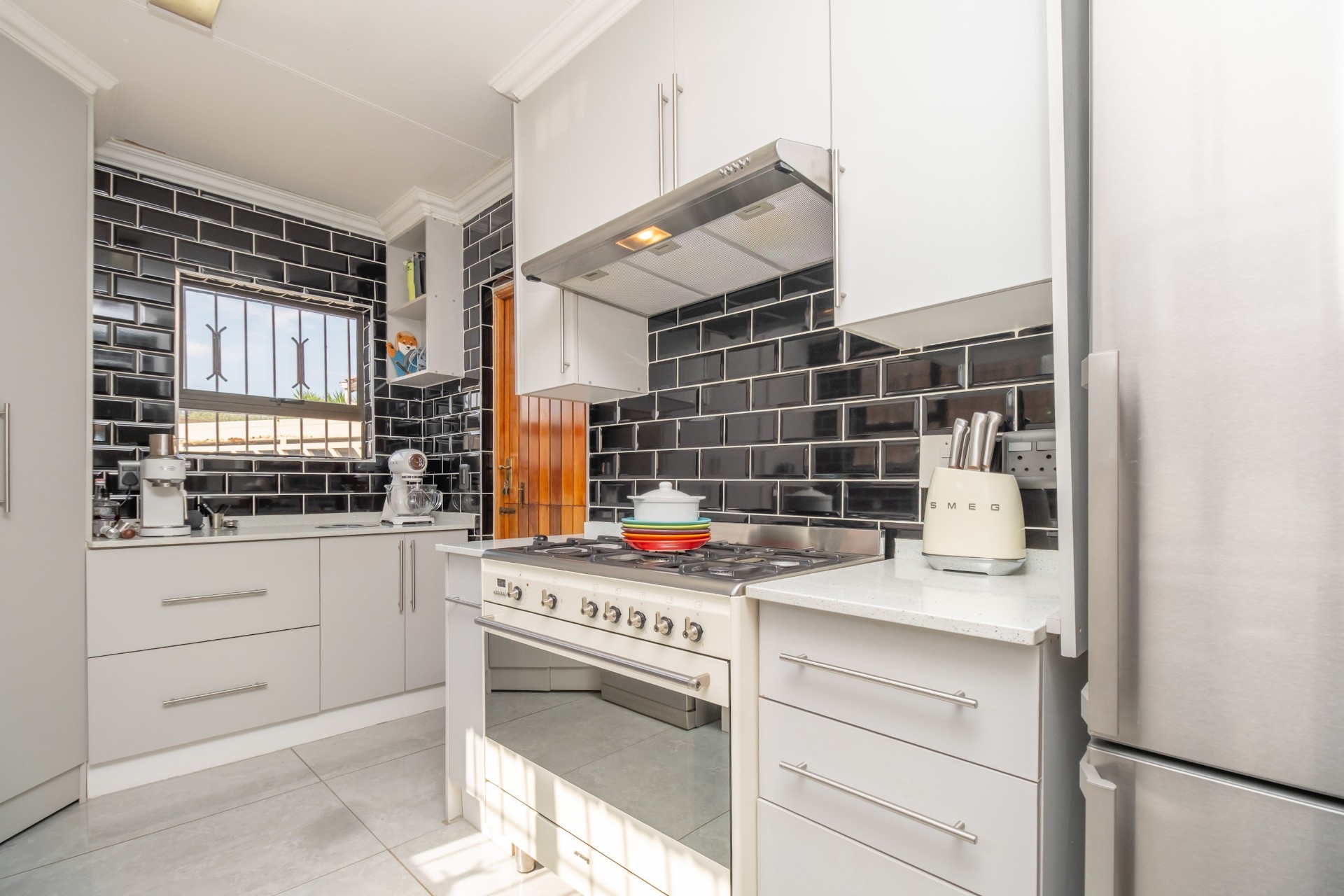 Immaculate Renovated Townhouse in Secure Magaliesig, Sandton