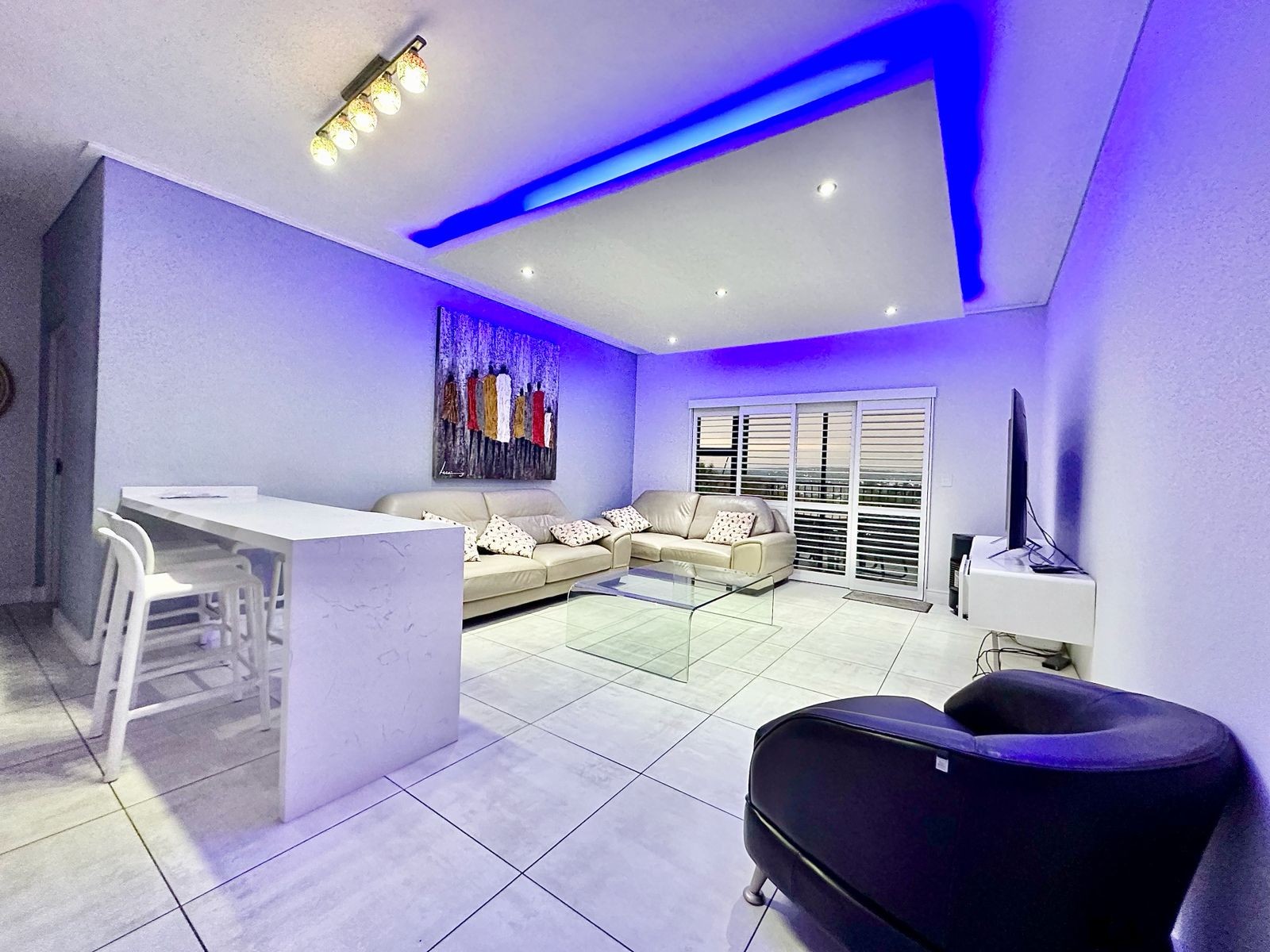 Classic Series 2-Bed, 2-Bath Penthouse Apartment To Rent in The Polofields, Waterfall, Midrand