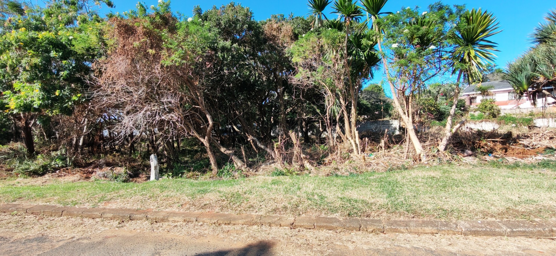 Vacant Land in Cul De Sac For Sale in Uvongo, Margate, KwaZulu Natal