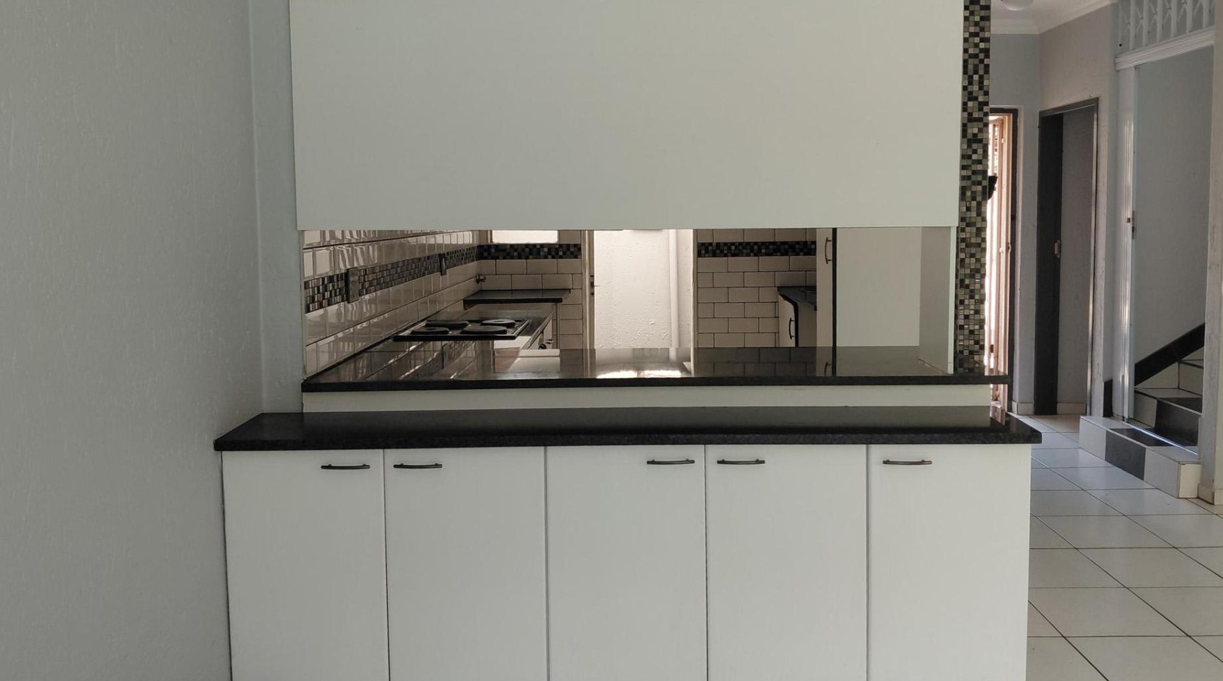 Townhouse For Sale in Kew, Johannesburg