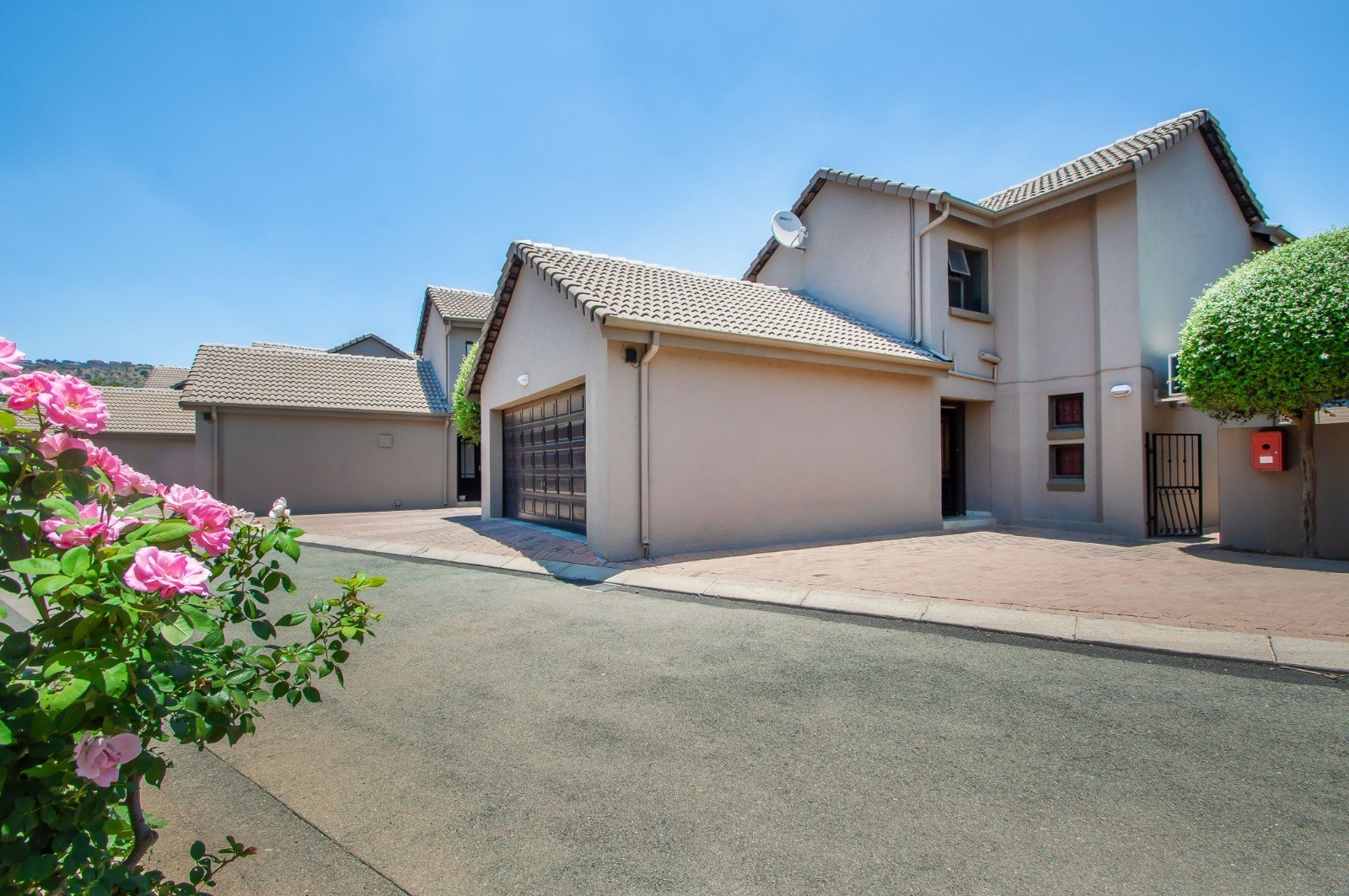 3 Bedroom Townhouse to Rent in Amorosa