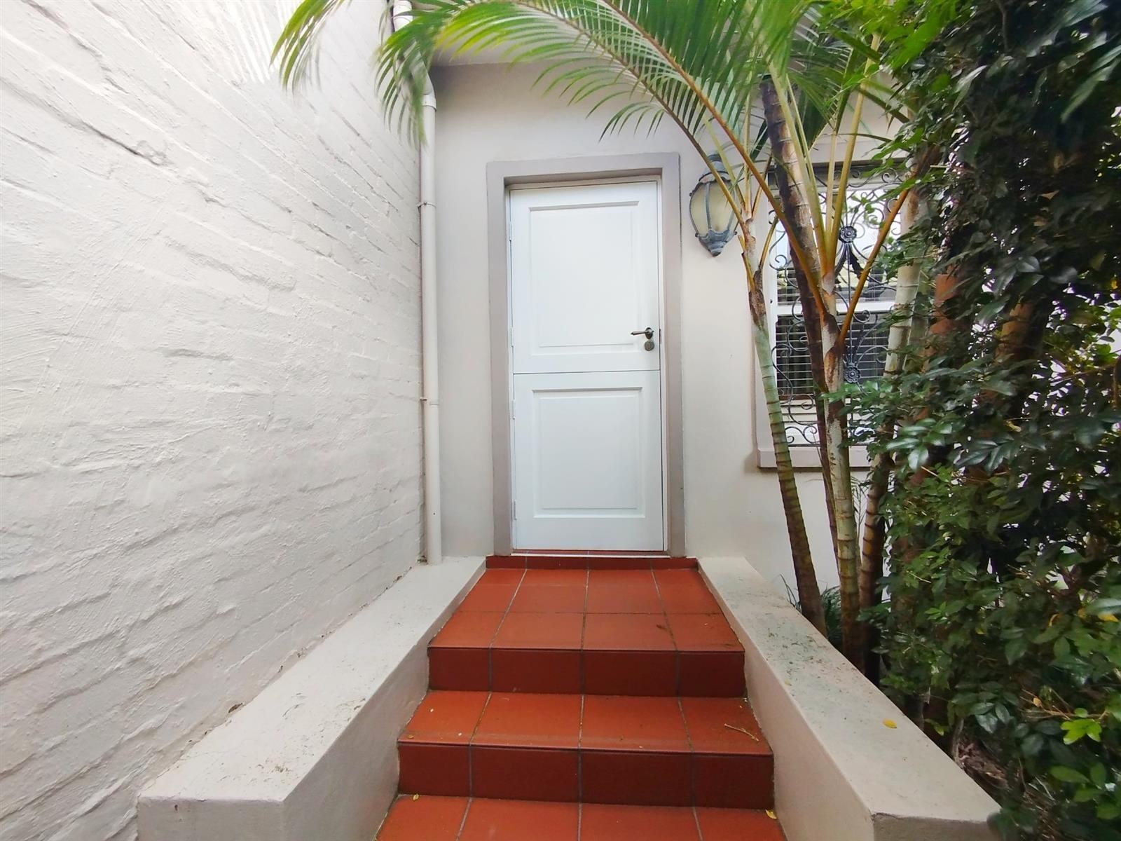 Apartment for rent in Musgrave, Durban, KwaZulu Natal, 112 Botanic Gardens Road, Musgrave, Durban, KwaZulu Natal, 17 m²