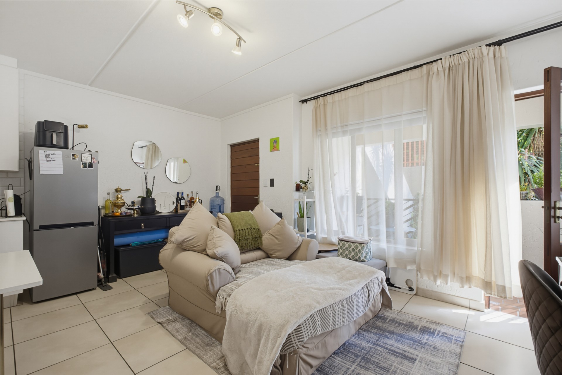 Tenant Ready Investment in Well-Maintained Complex
