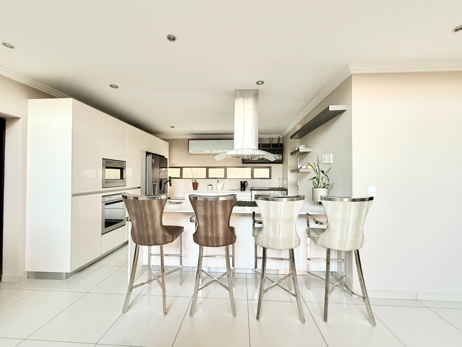 ULTRA MODERN FURNISHED HOME TO RENT IN FOURWAYS