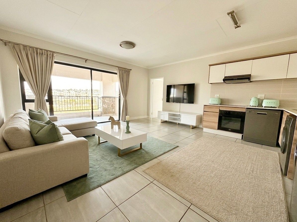 1 Bed - 1 Bath Apartment with Balcony For Sale in Waterfall, Midrand