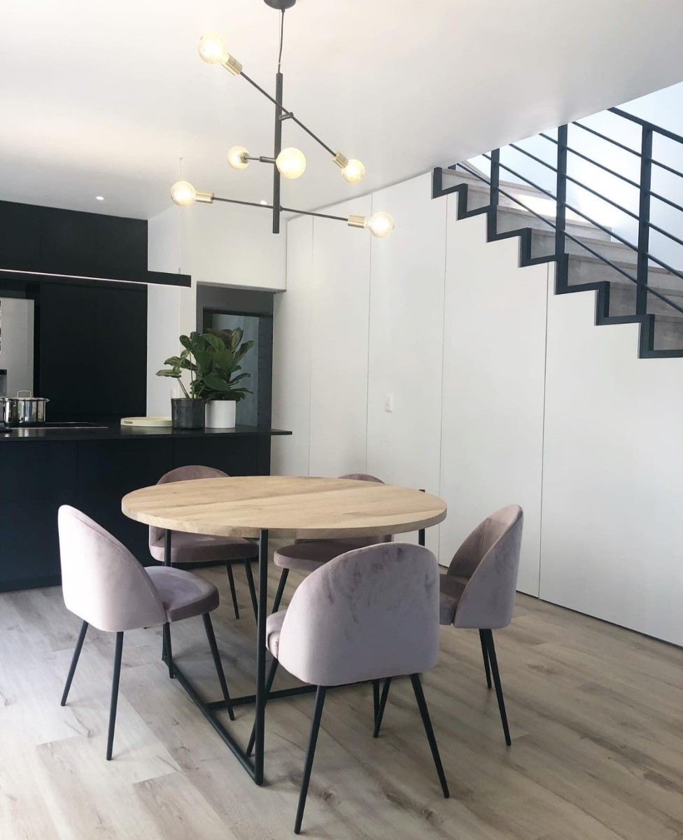3 bedroom 3 bathroom Sectional Title unit Bryanston, Sandton