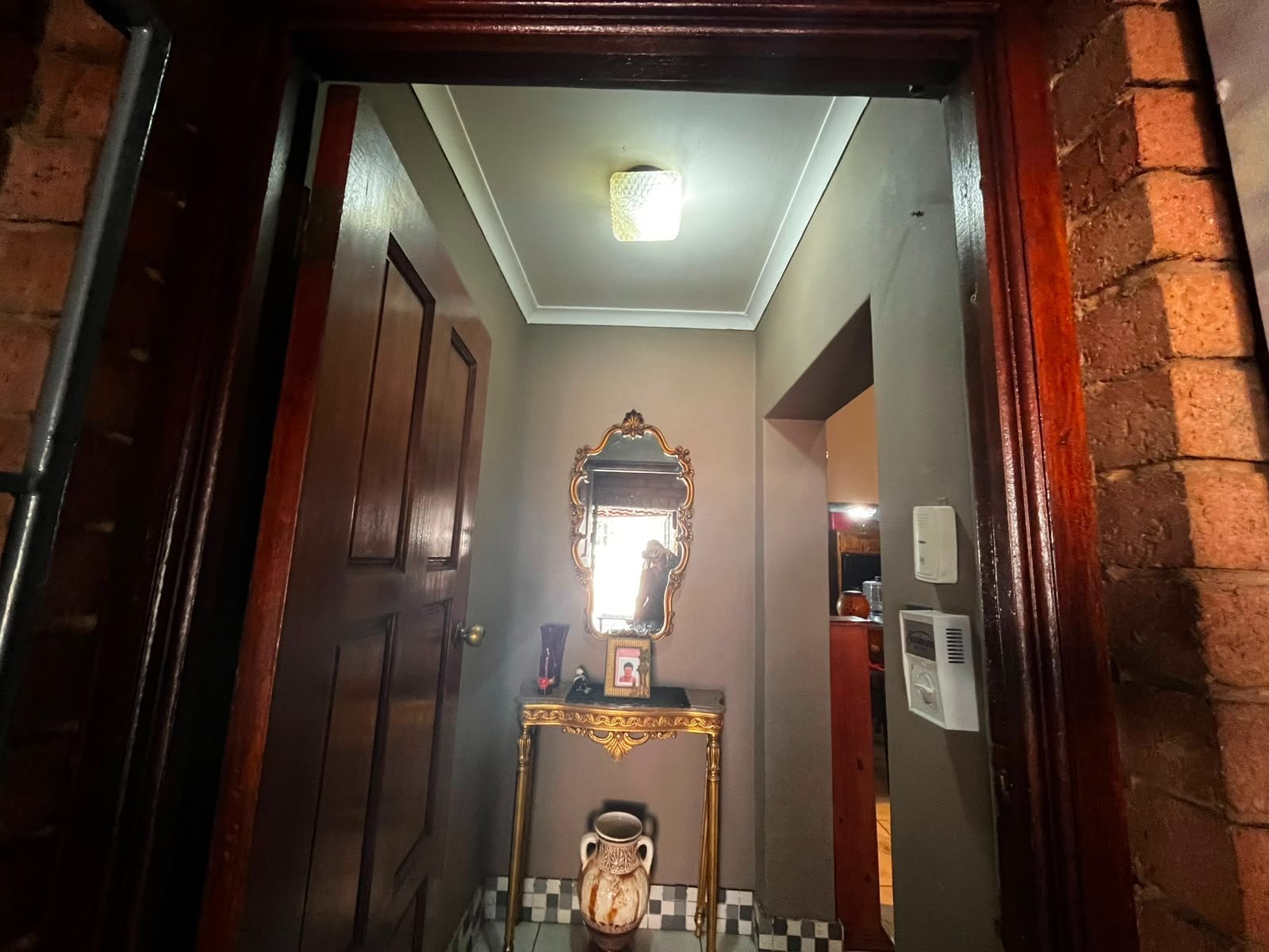 Townhouse for Sale Jacolene Complex