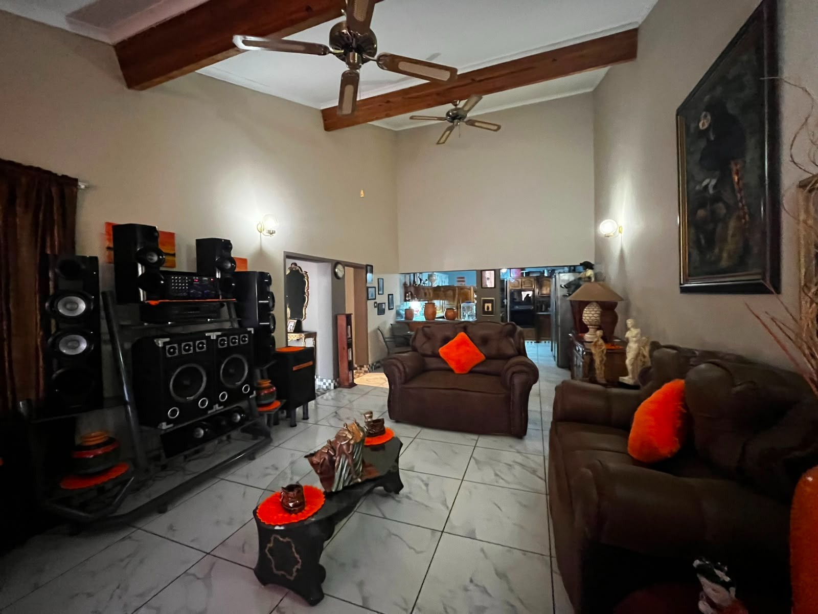 Townhouse for Sale Jacolene Complex