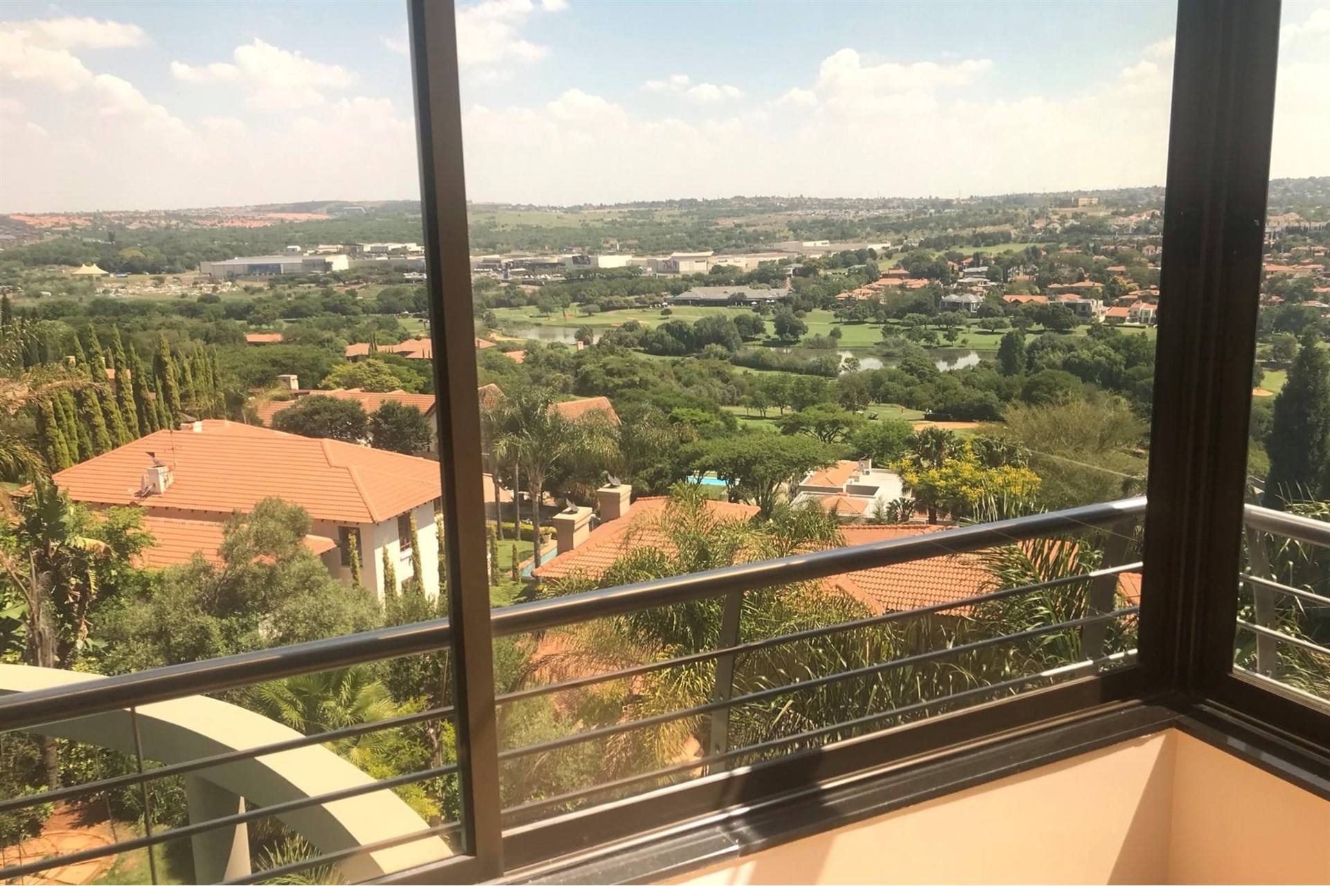 Magnificent 7 Bedroom Mansion, Woodhill Golf Estate Price Reduced