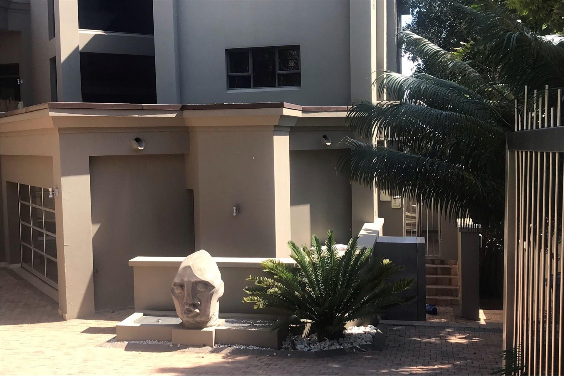 Magnificent 7 Bedroom Mansion, Woodhill Golf Estate Price Reduced