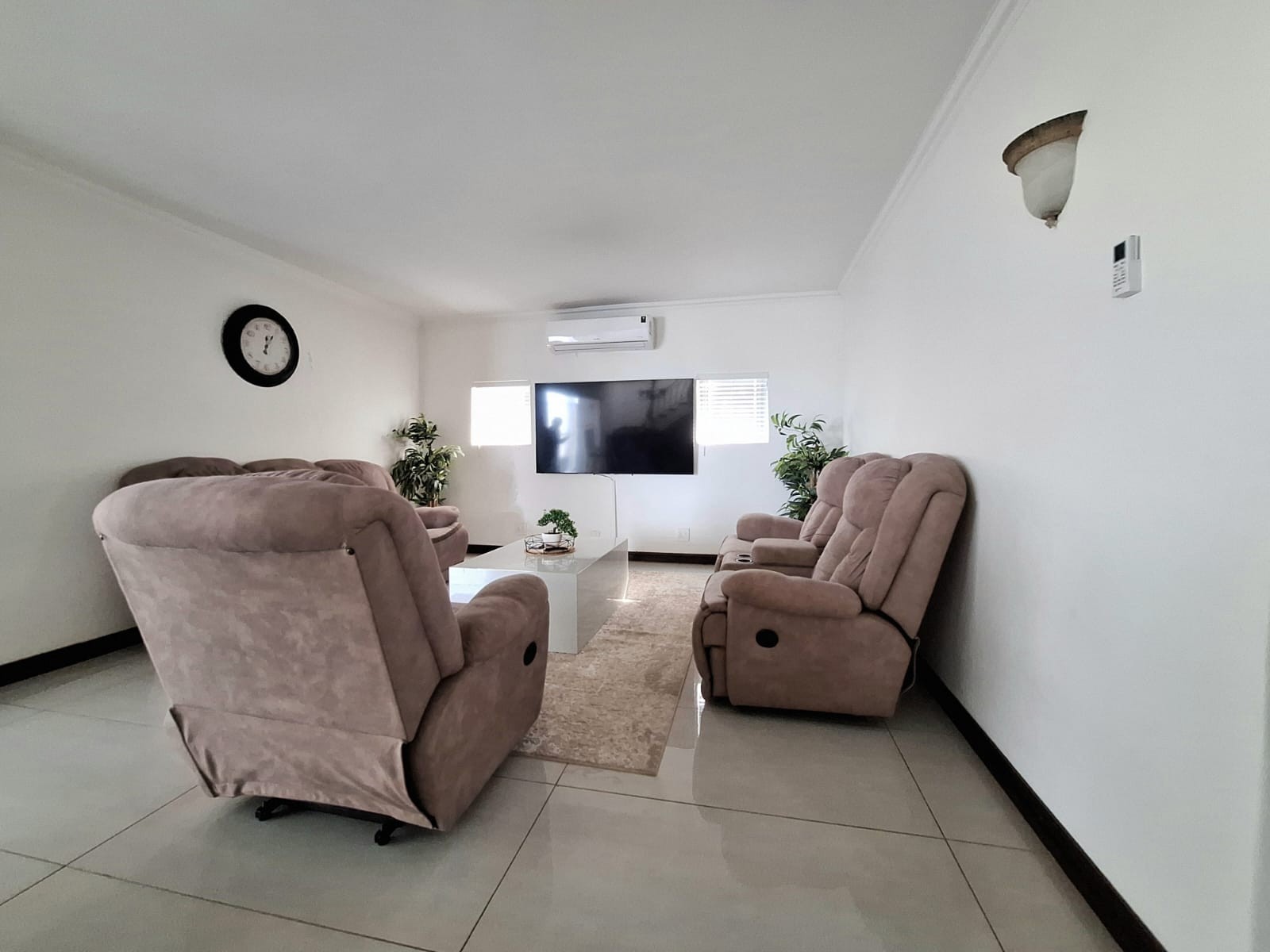 Urgent 3 Bed 2.5 Bath for Sale in Seaward Estates, Ballito, KwaZulu Natal