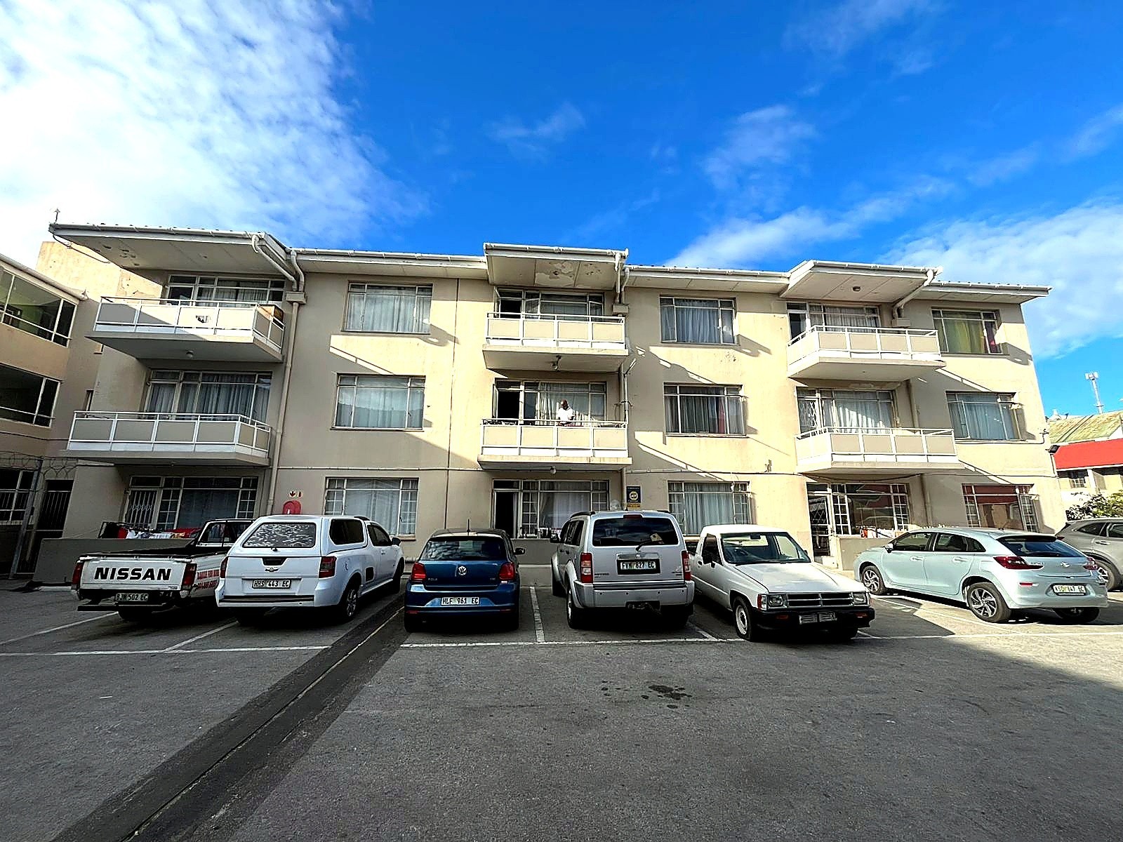 Spacious 3 Bedroom Apartment in Secure Honeybird - North End