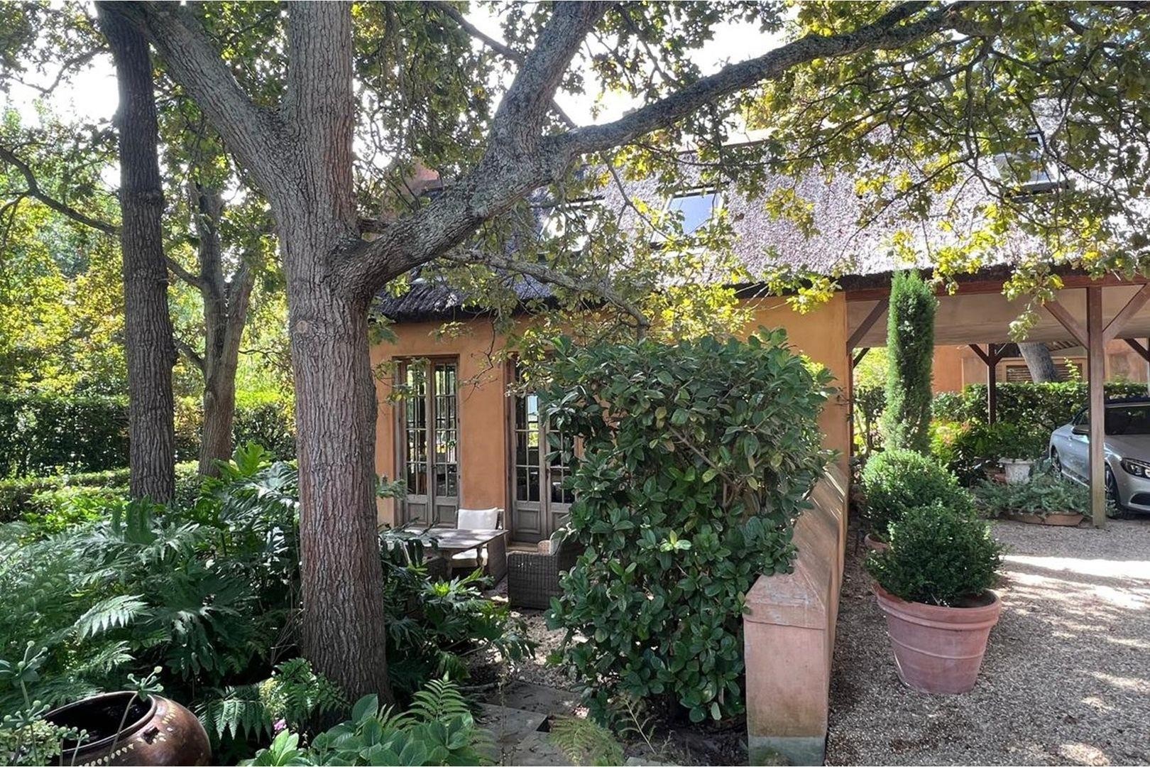 Duplex Cottage in Bel Ombre Constantia