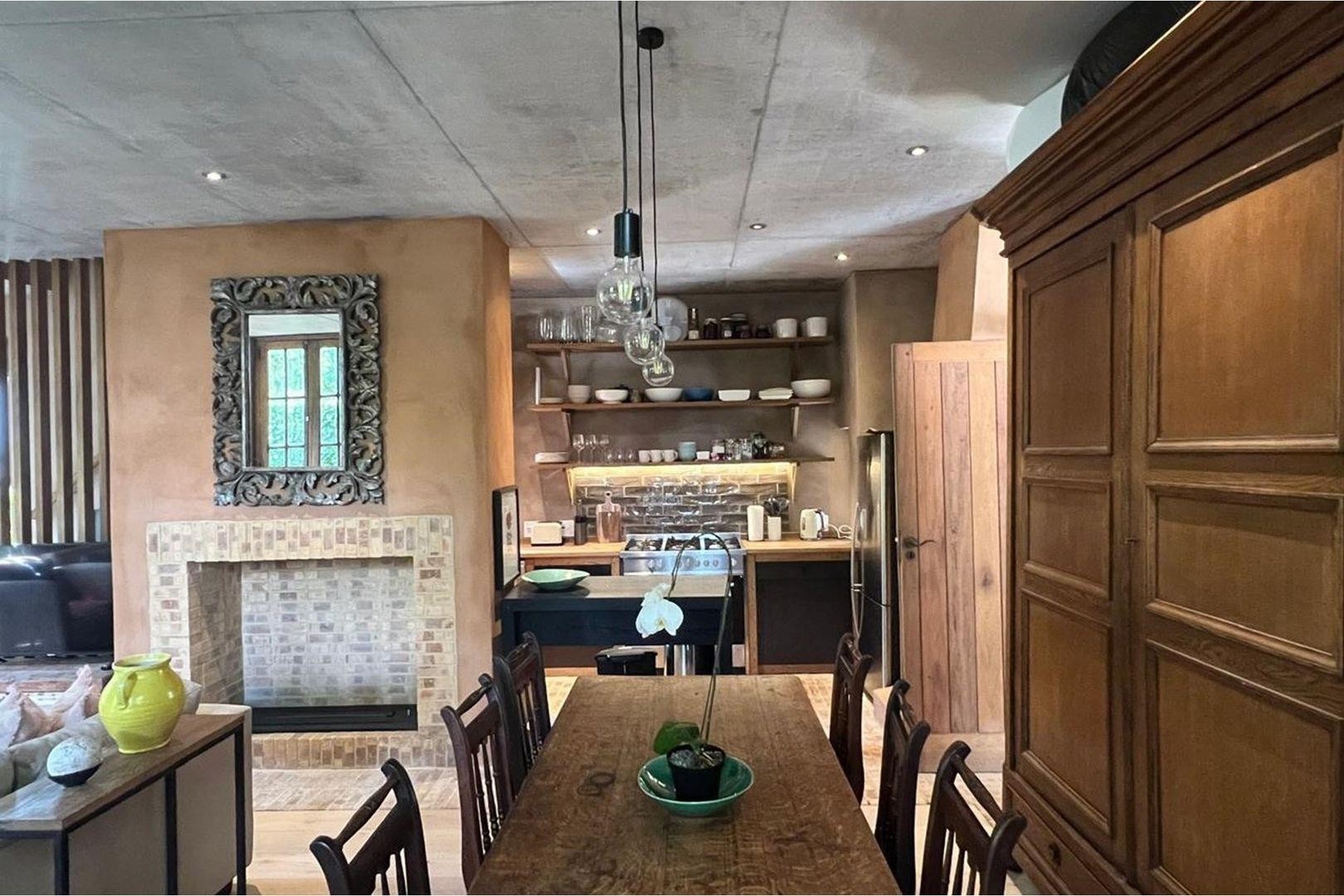 Duplex Cottage in Bel Ombre Constantia