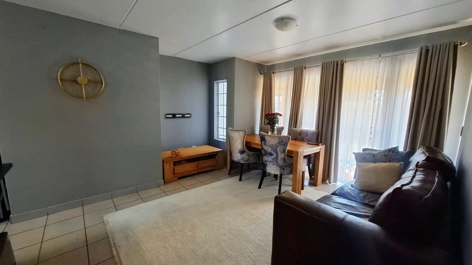 Apartment For Sale in Erand Gardens, Midrand