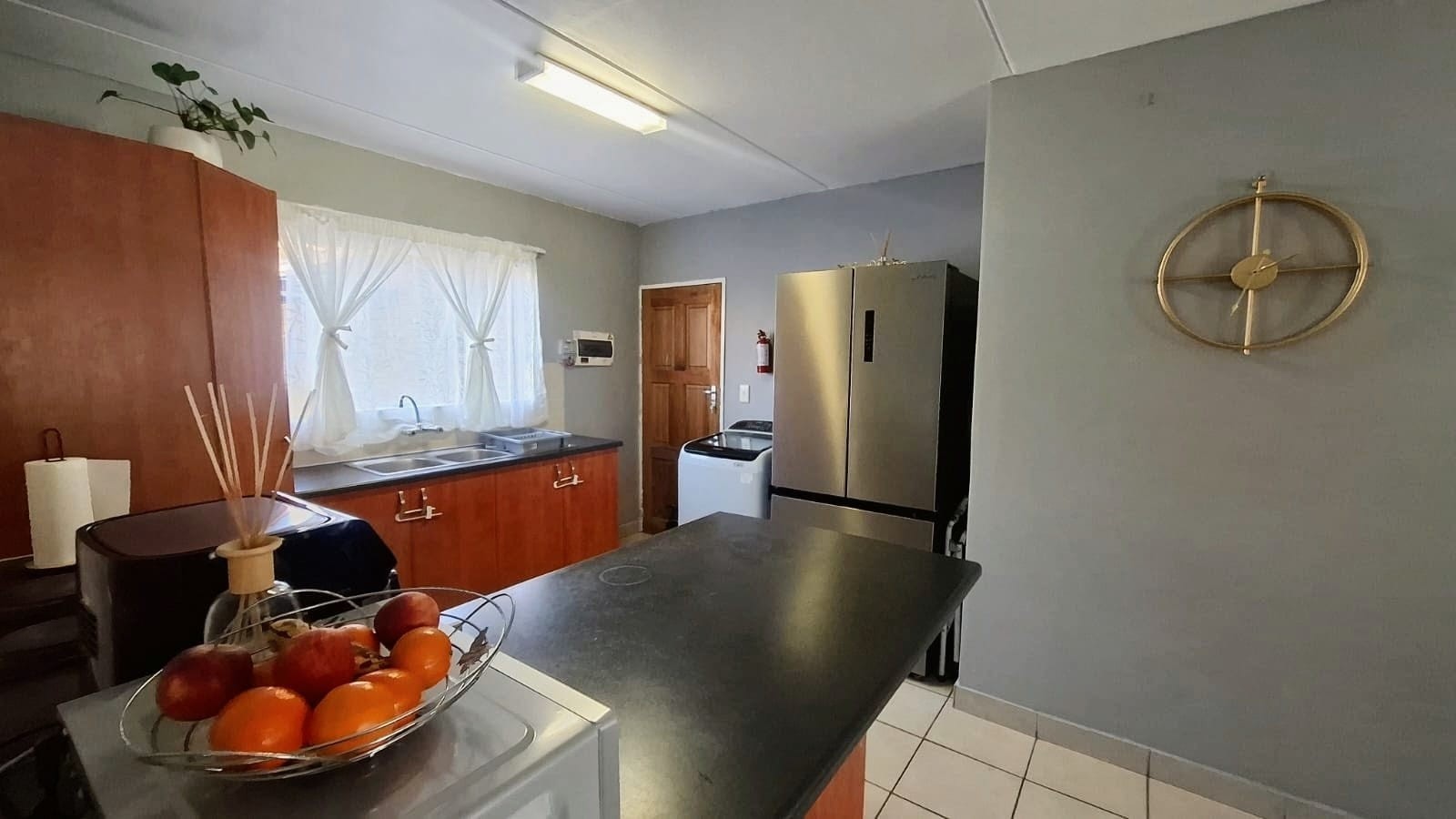 Apartment For Sale in Erand Gardens, Midrand