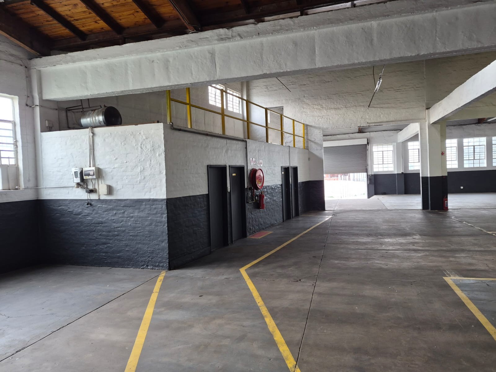 Warehouse To Rent in Sidwell, Port Elizabeth