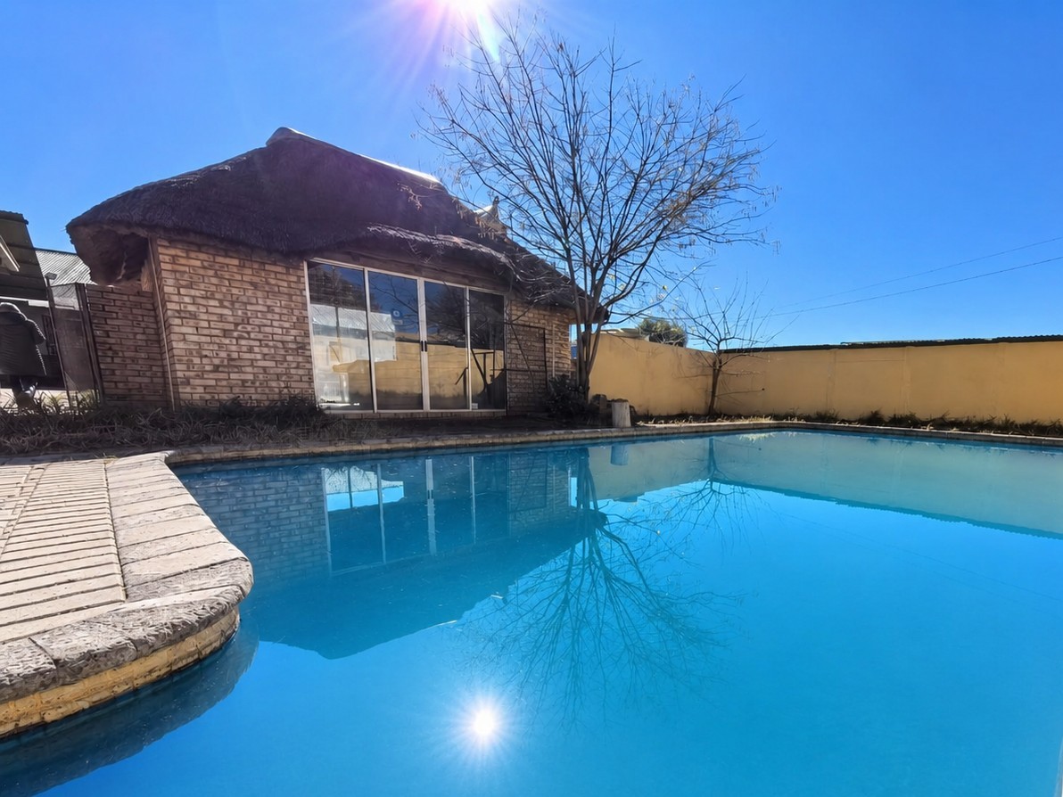Welcome Home to Space, Comfort, and Endless Entertainment in Verwoerdpark, Kimberley