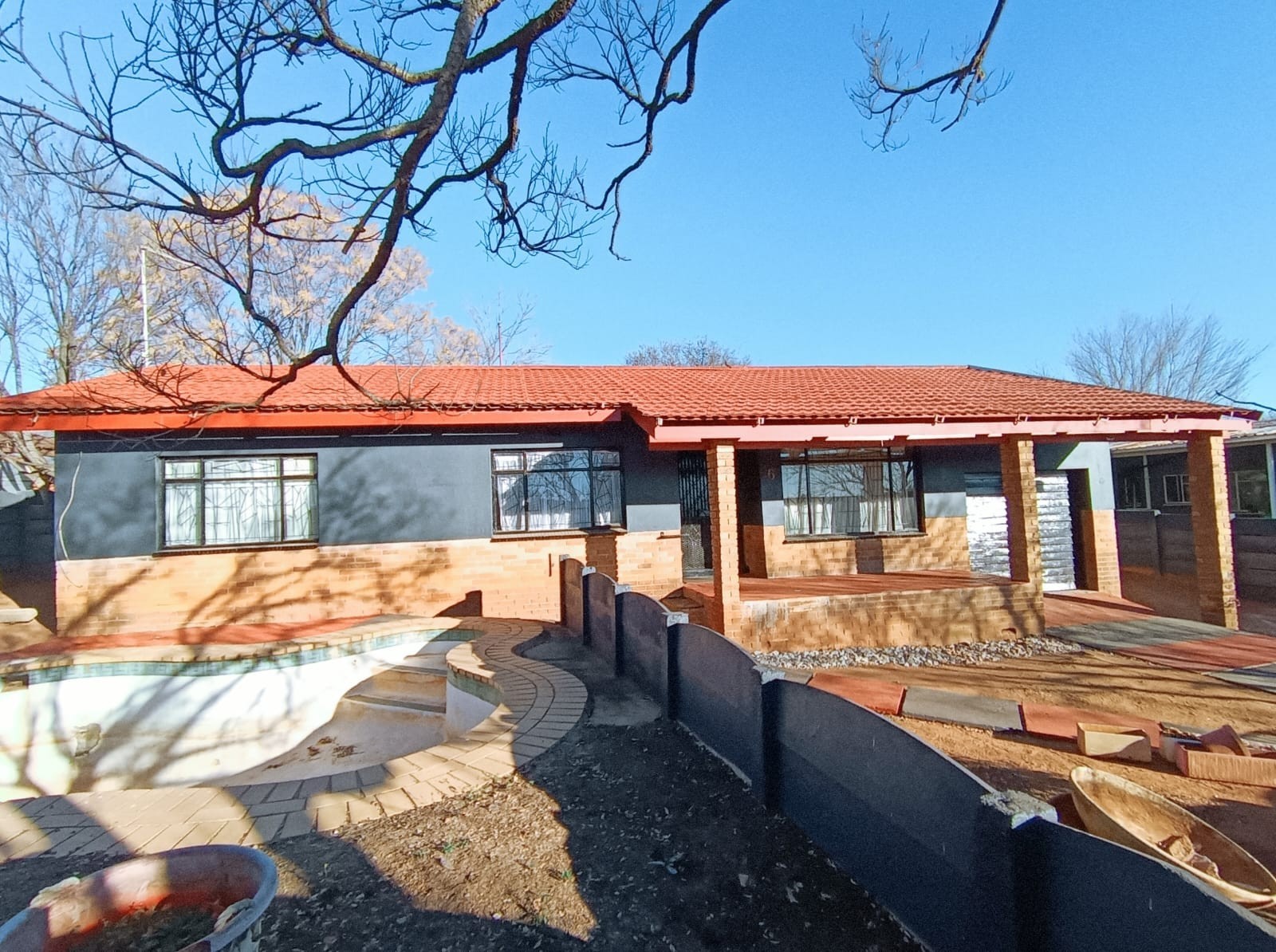 House For Sale in Nigel