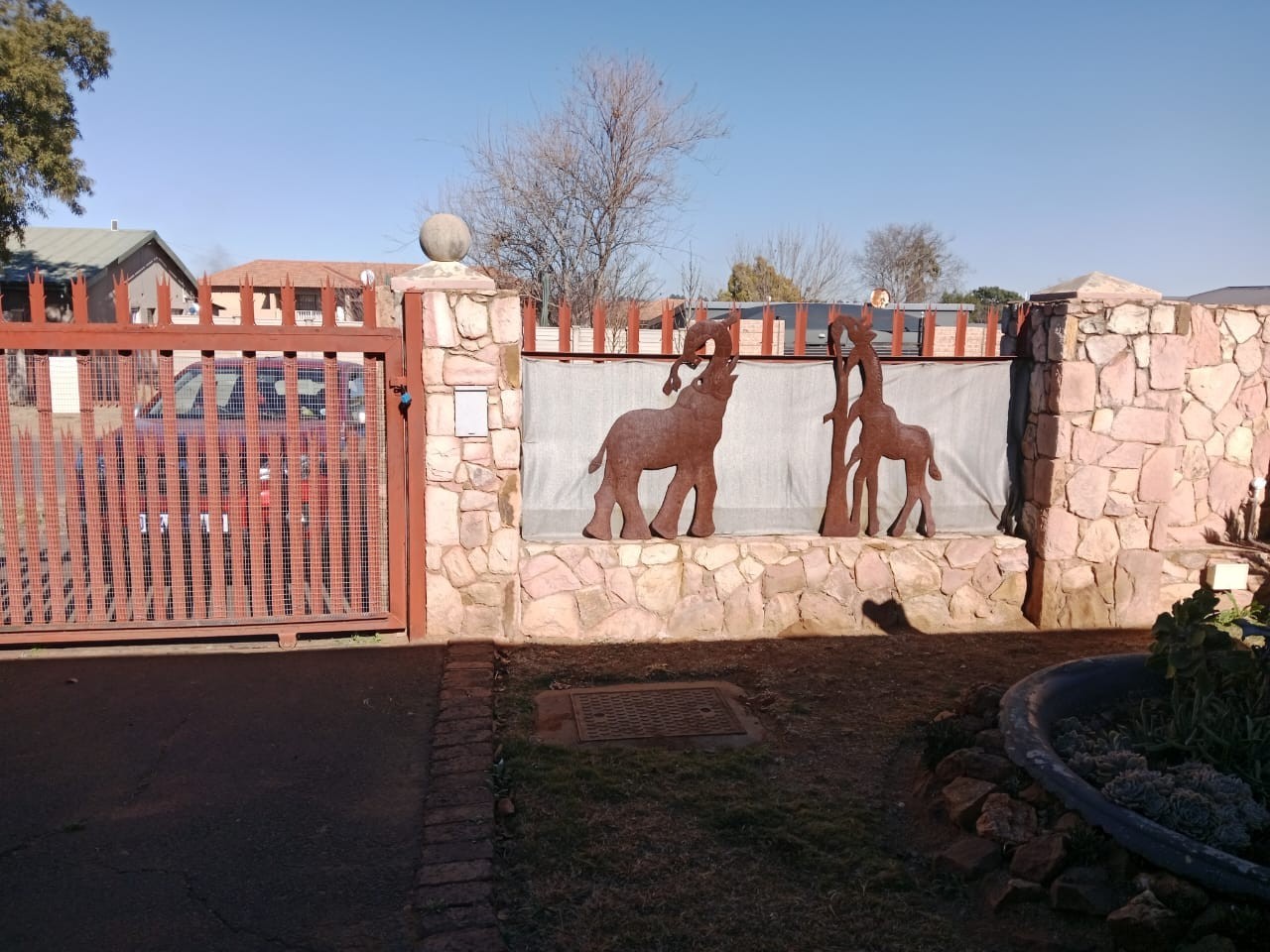 Four bedroom house to let