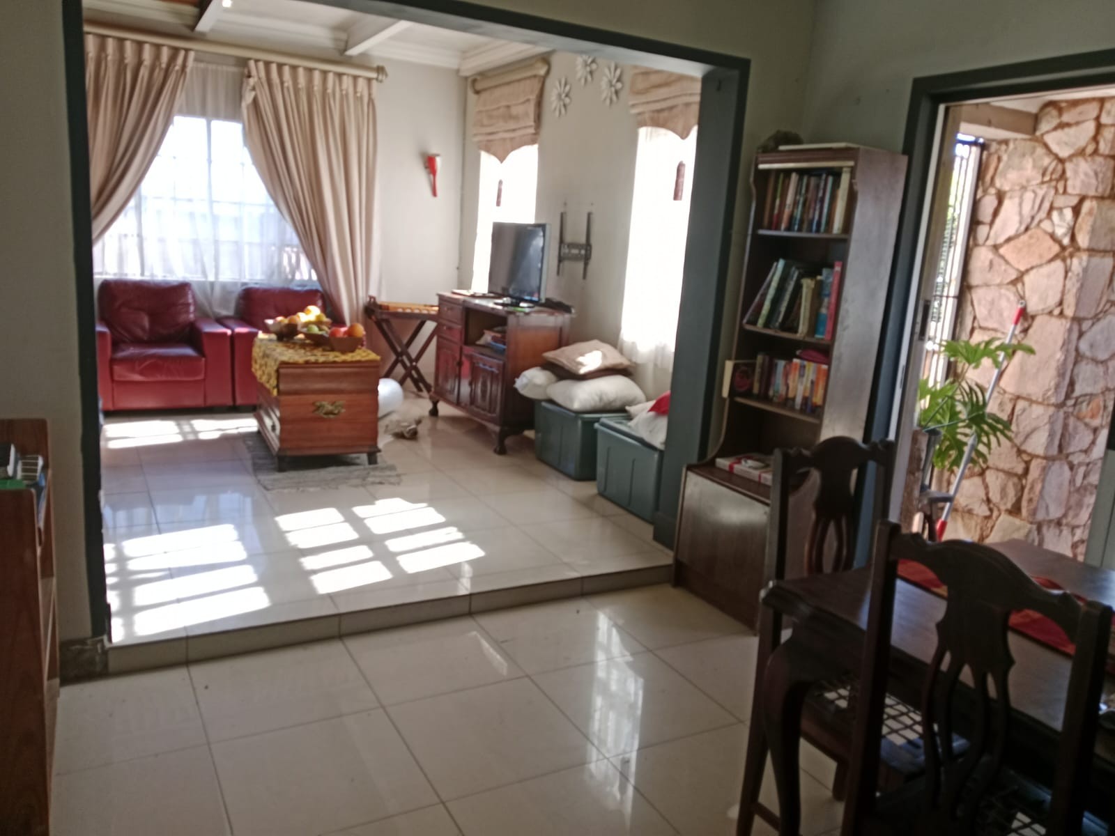 Four bedroom house to let