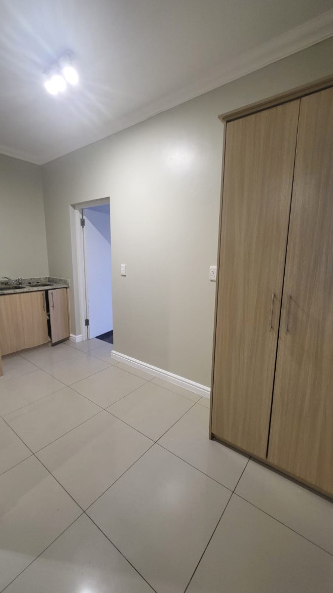 Family Home in Sandown Blouberg